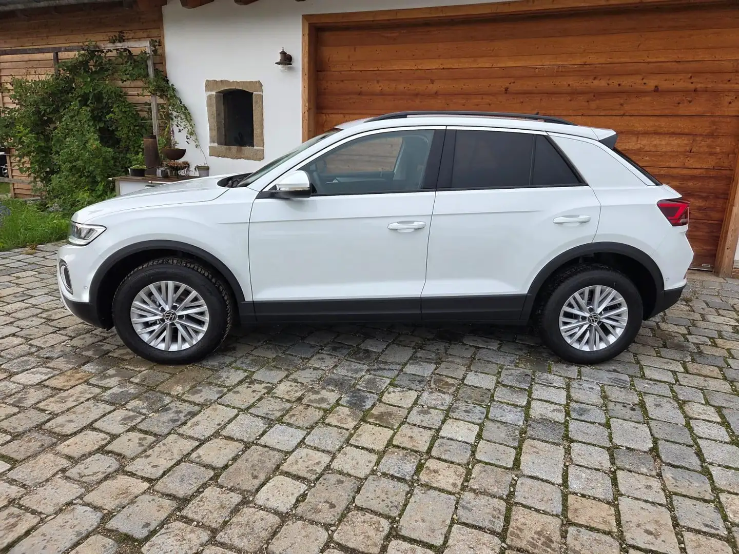 Volkswagen T-Roc 1.5 TSI DSG Life, Kamera, Winterpaket, ACC, Climat Blanc - 2