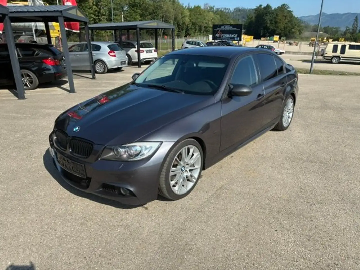 BMW 320 320 d Grau - 2
