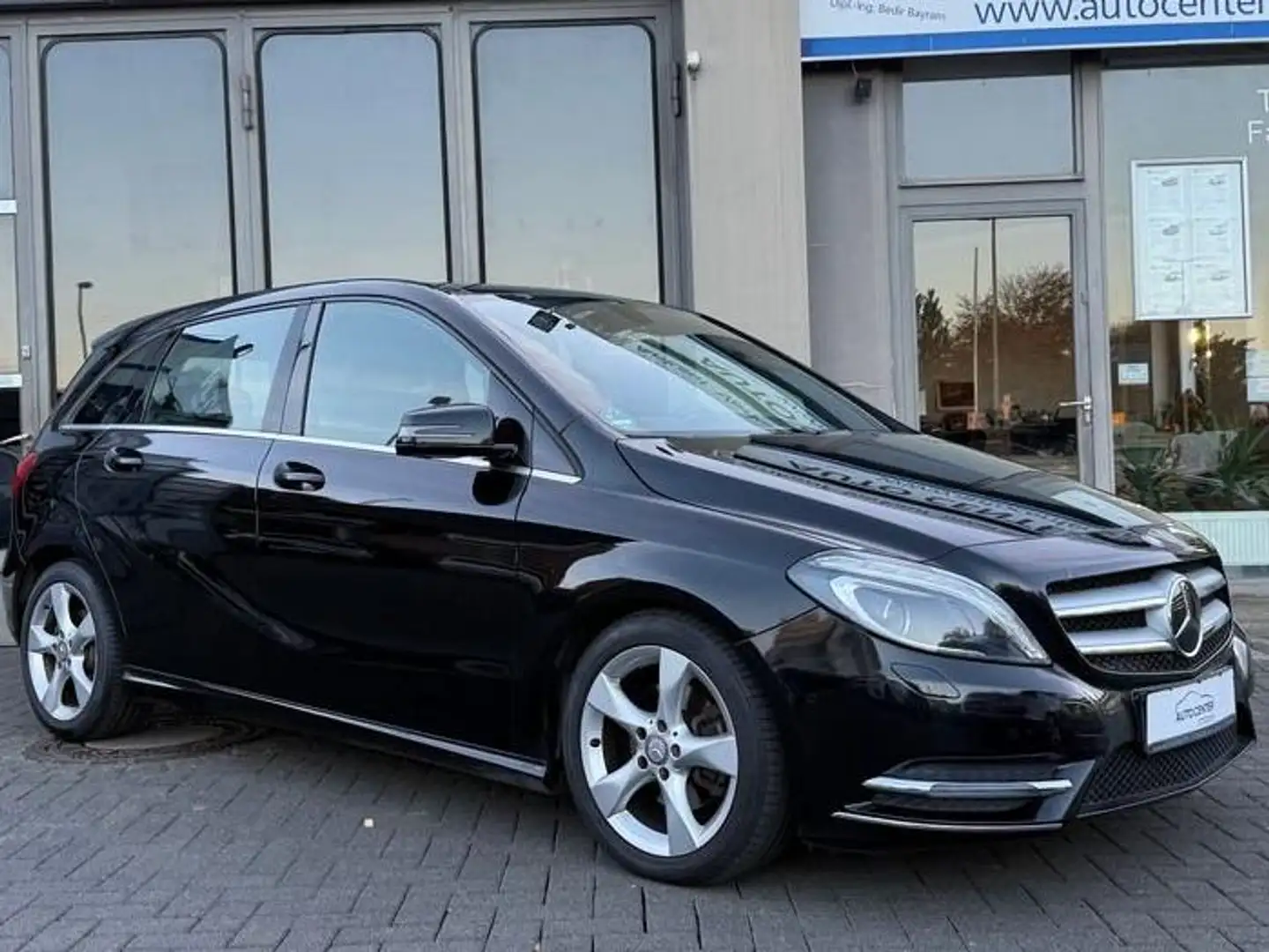 Mercedes-Benz B 180 B 180 CDI/d(246.212)NAVI PDC PANORAMA AHK GARANTIE Noir - 2