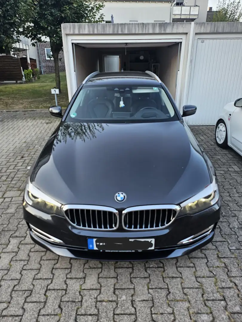 BMW 520 520d Touring Aut. Luxury Line Braun - 2