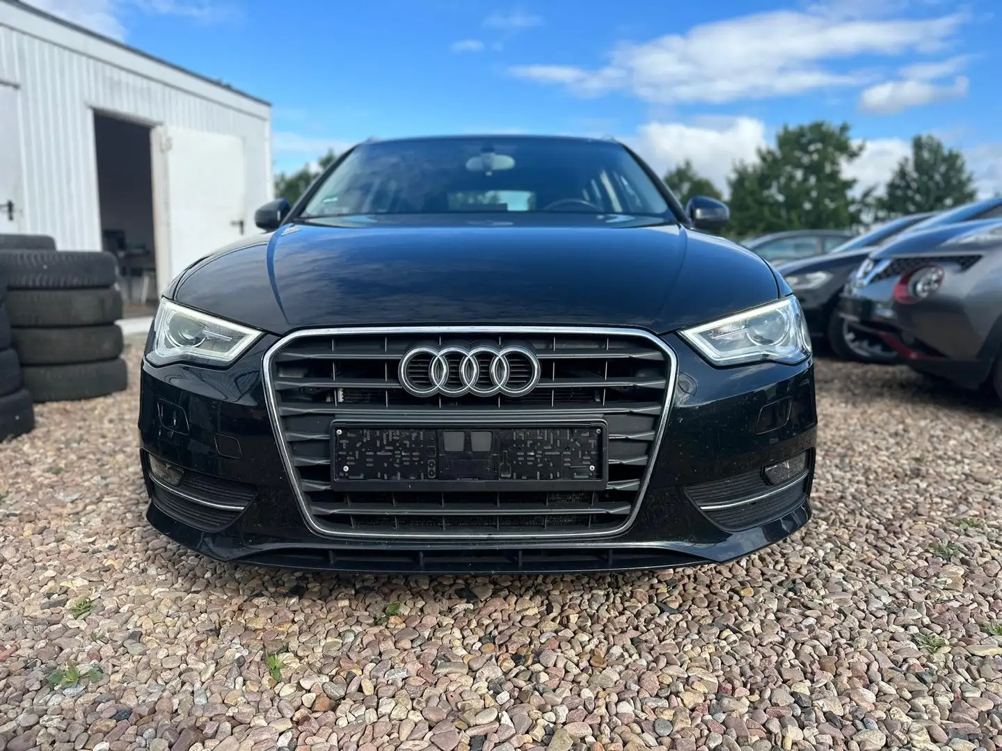 Audi A3 1.6 TDI Sportback *Xenon*Teilleder*Klimaauto* Schwarz - 2