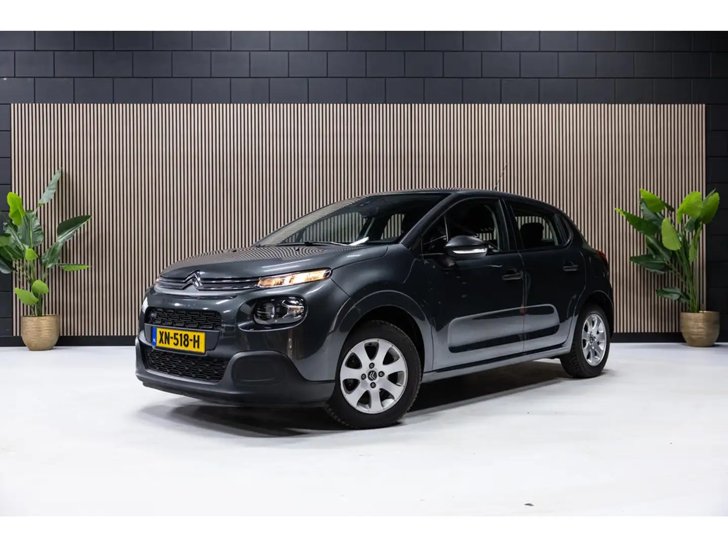 Citroen C3 1.2 PureTech 82pk Feel | Airco | LMV | Cruise | Gris - 1