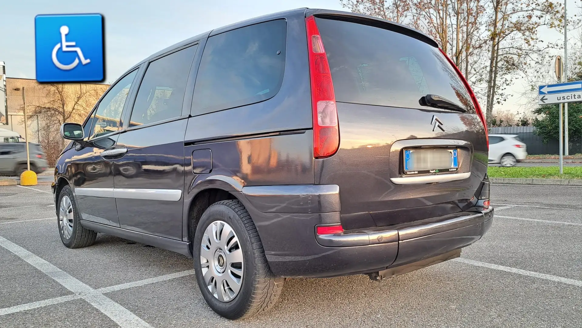 Citroen C8 2.0 HDI TRASPORTO DISABILI Grigio - 2