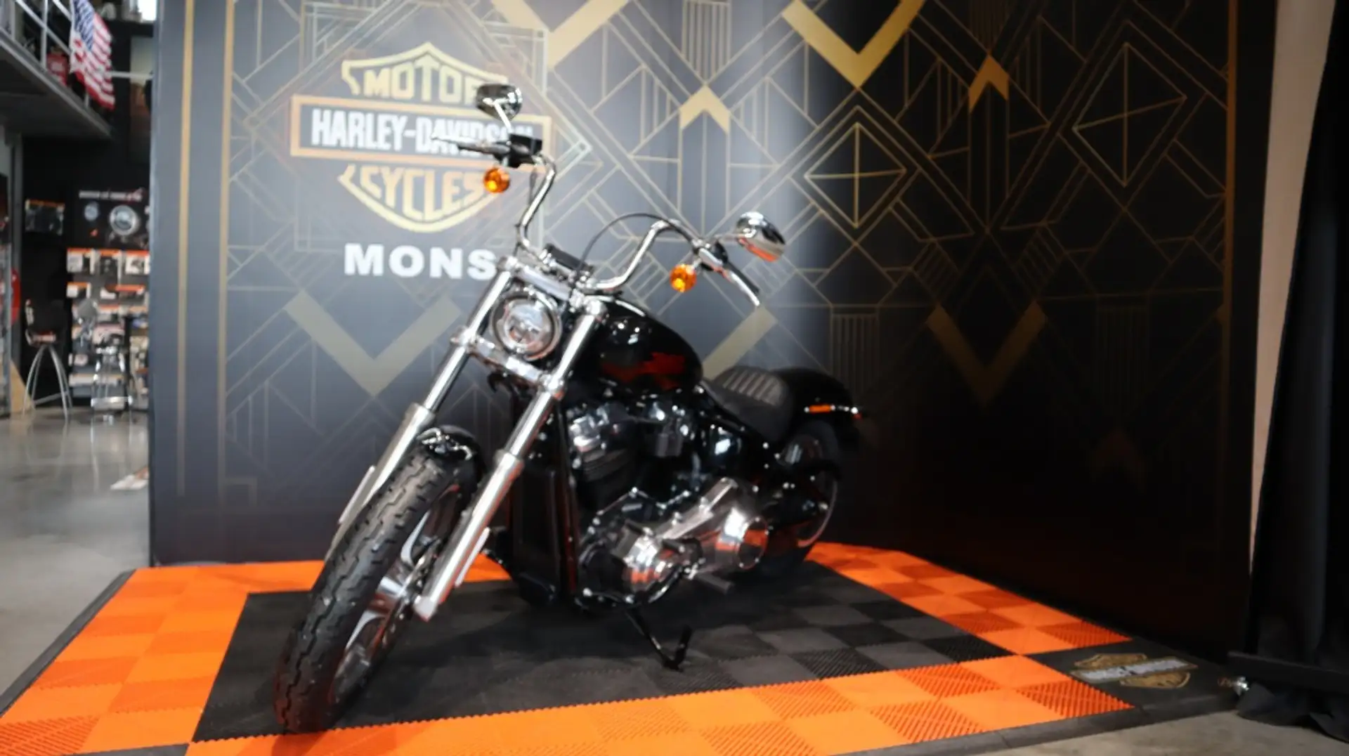 Harley-Davidson Softail Chopper Standart Noir - 1