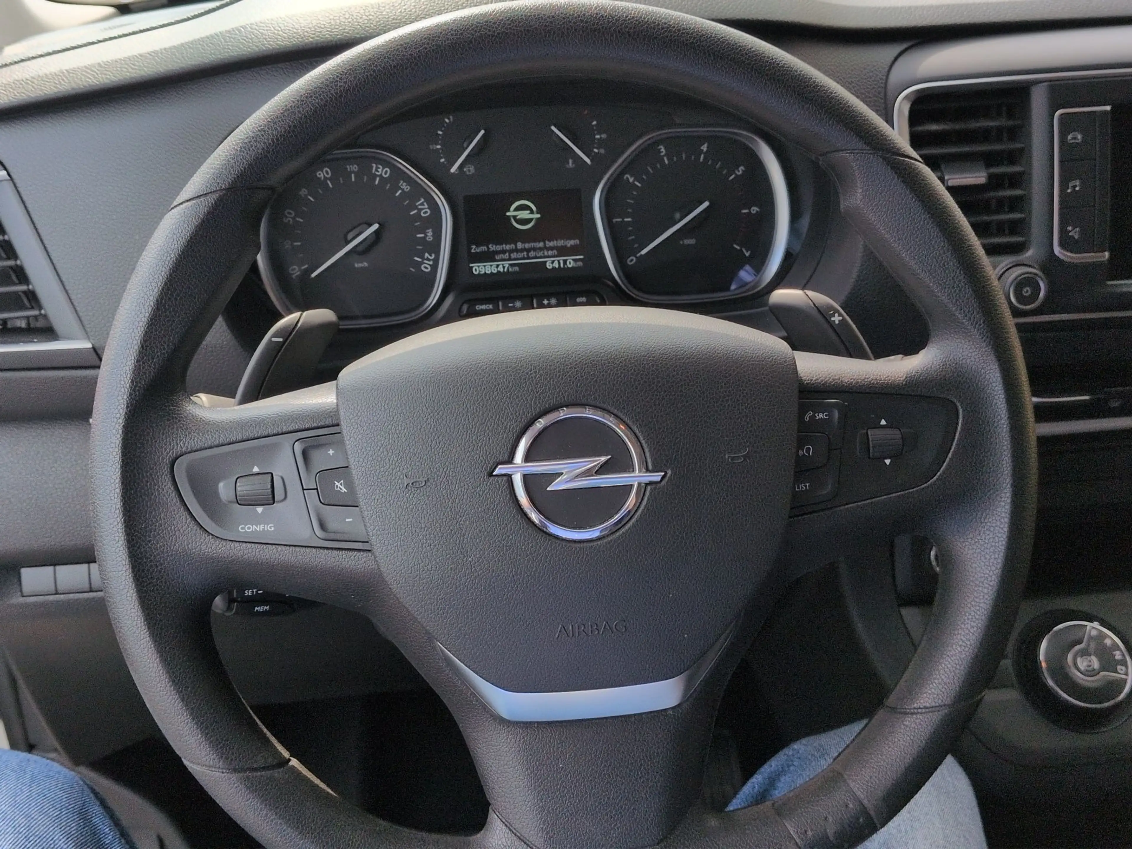 Opel Zafira Life 2.0 M Edition+Innovation+AHZV+Standheiz+ — photo 6