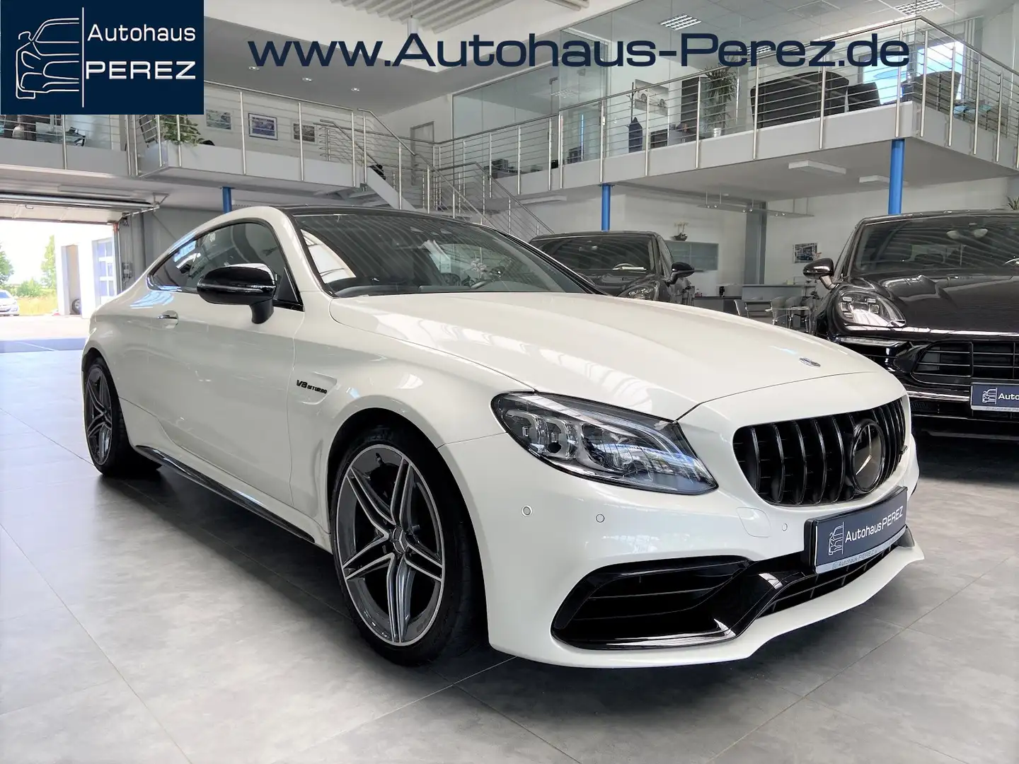 Mercedes-Benz C 63 AMG Coupe DISTRONIC-MEMORY-PANO-BURMESTER Weiß - 1