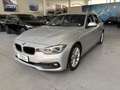 BMW 318 Serie 3 F31 318d Touring Business Advantage auto Gris - thumbnail 1