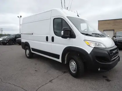 White 2025 RAM ProMaster Van Front-Wheel Drive Automatic