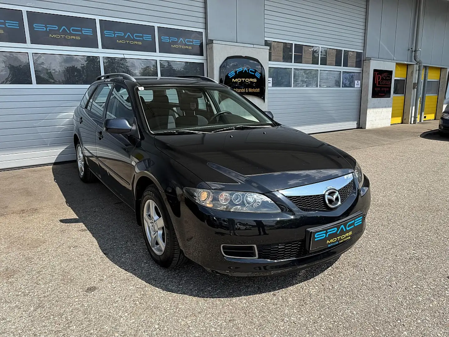 Mazda 6 Mazda6 Sport Combi 2,0i TE Aut. Noir - 1