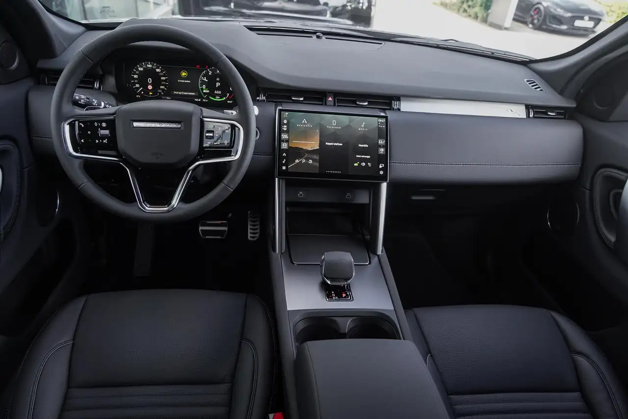 Land Rover Discovery Sport 2026 — фото 13