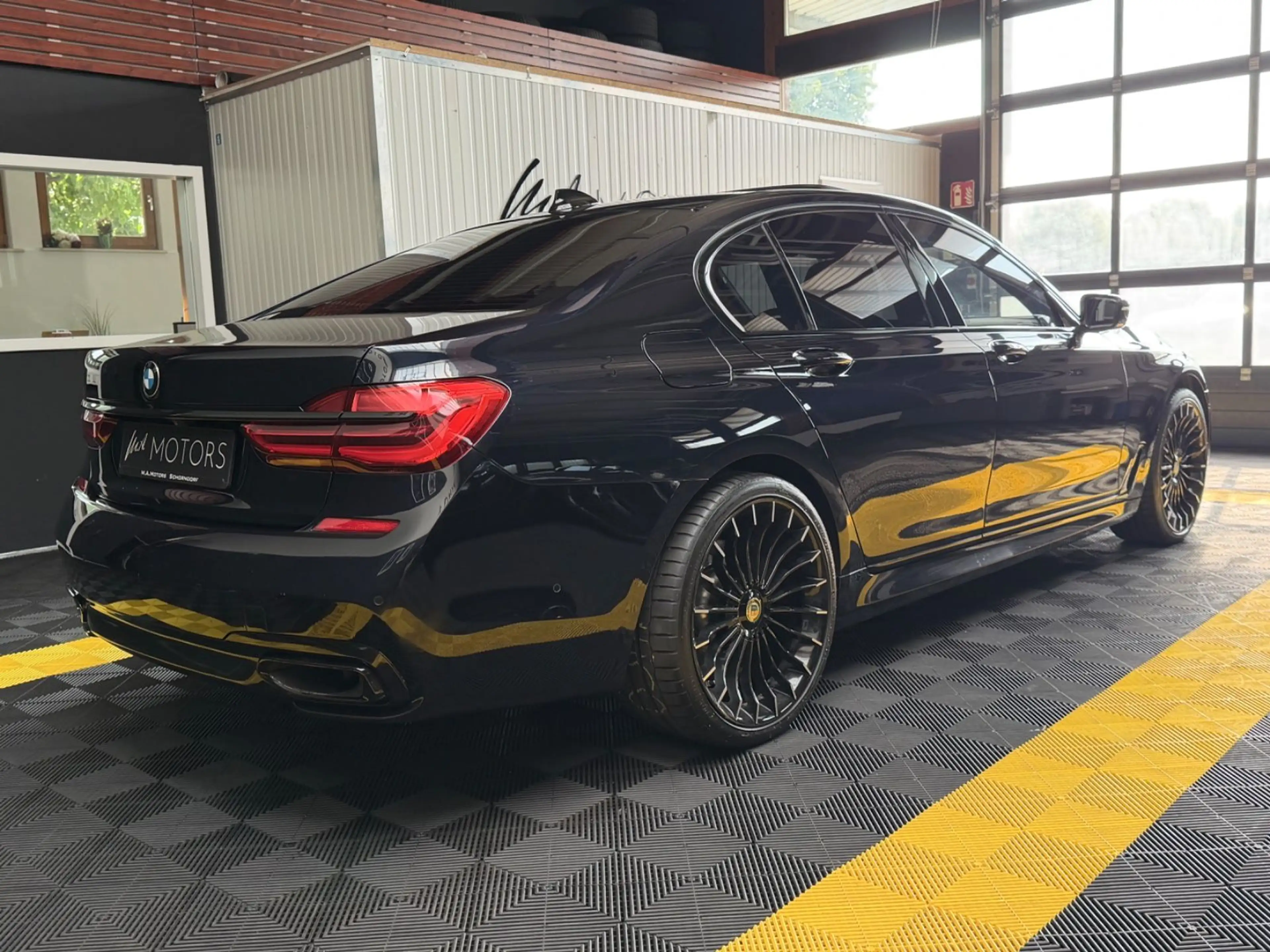 BMW 750 d xDrive/M PAKET/GSD/LASER/H+K/FERN.PARKEN — photo 12