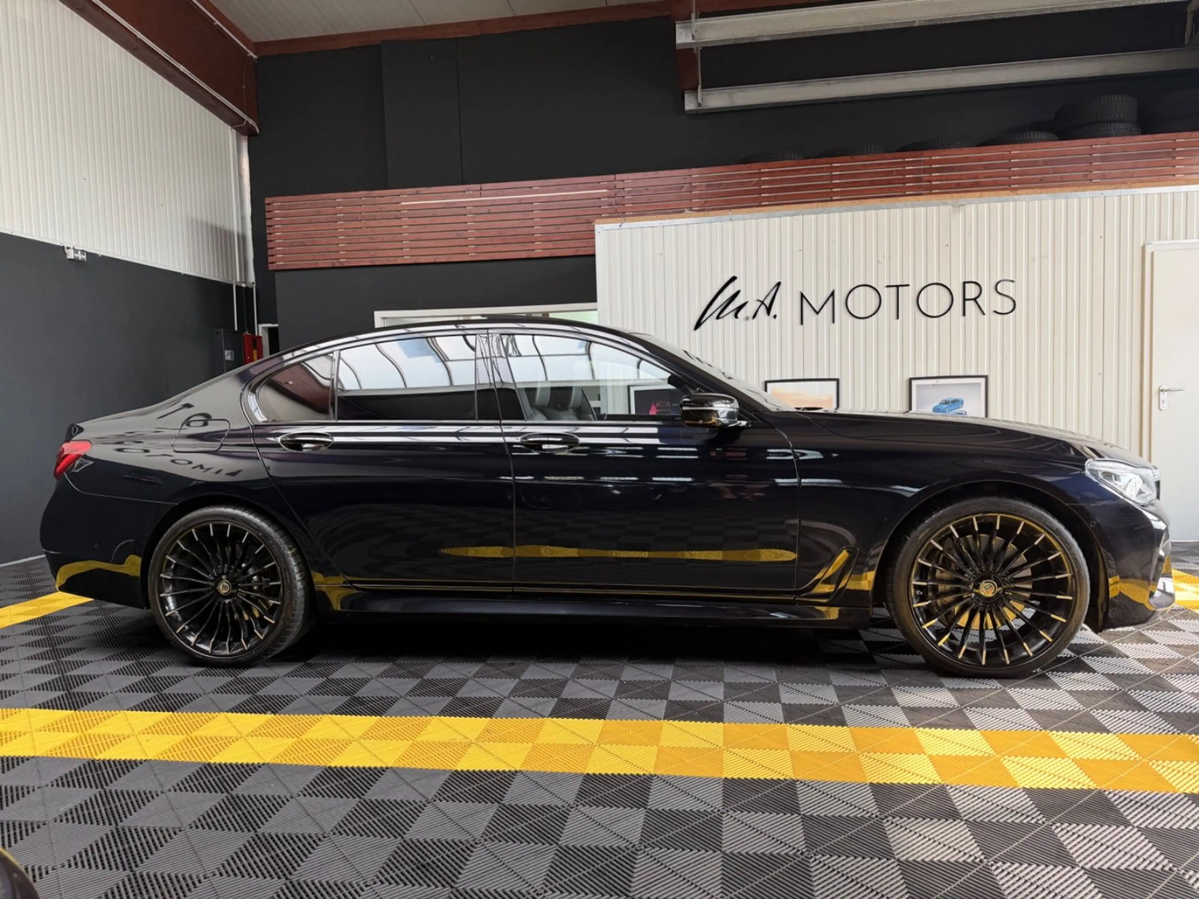 BMW 750 d xDrive/M PAKET/GSD/LASER/H+K/FERN.PARKEN — photo 14