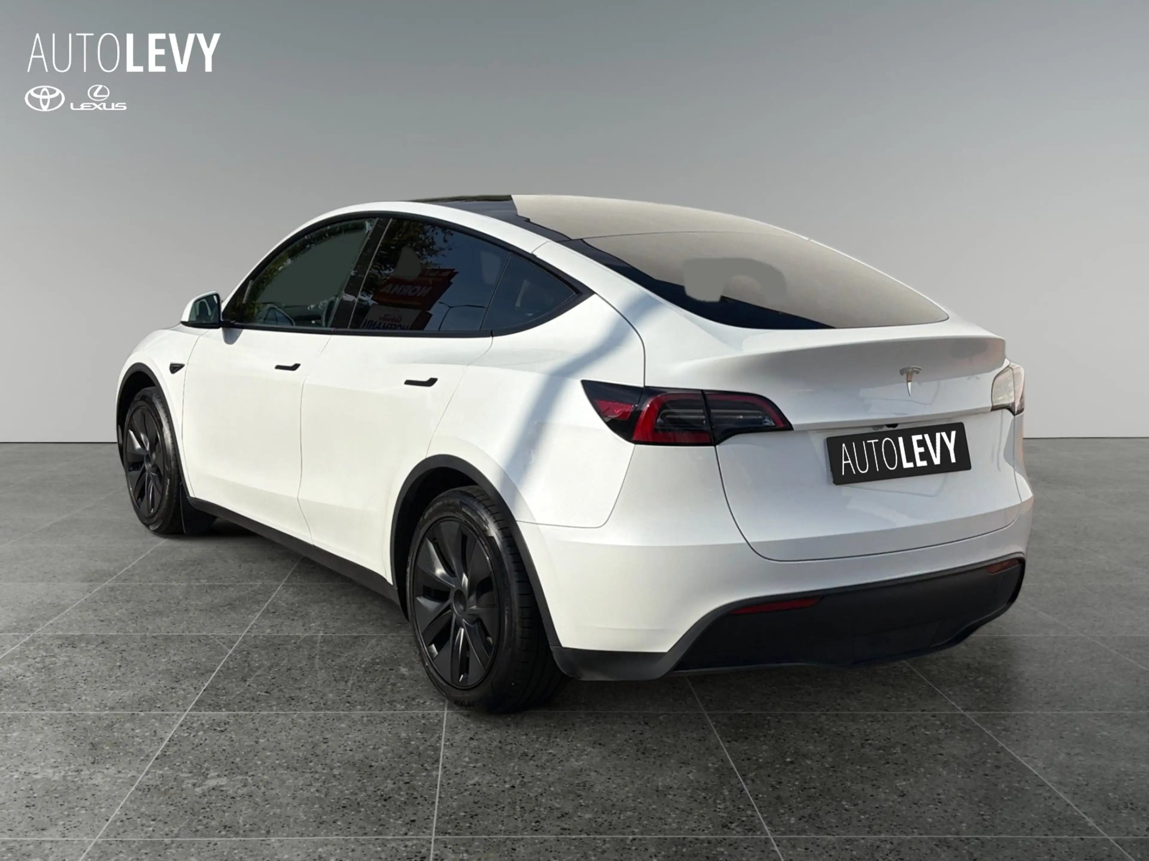 Tesla Model Y RWD Long Range Kamera+SitzHZ+Klima+Pano — photo 4