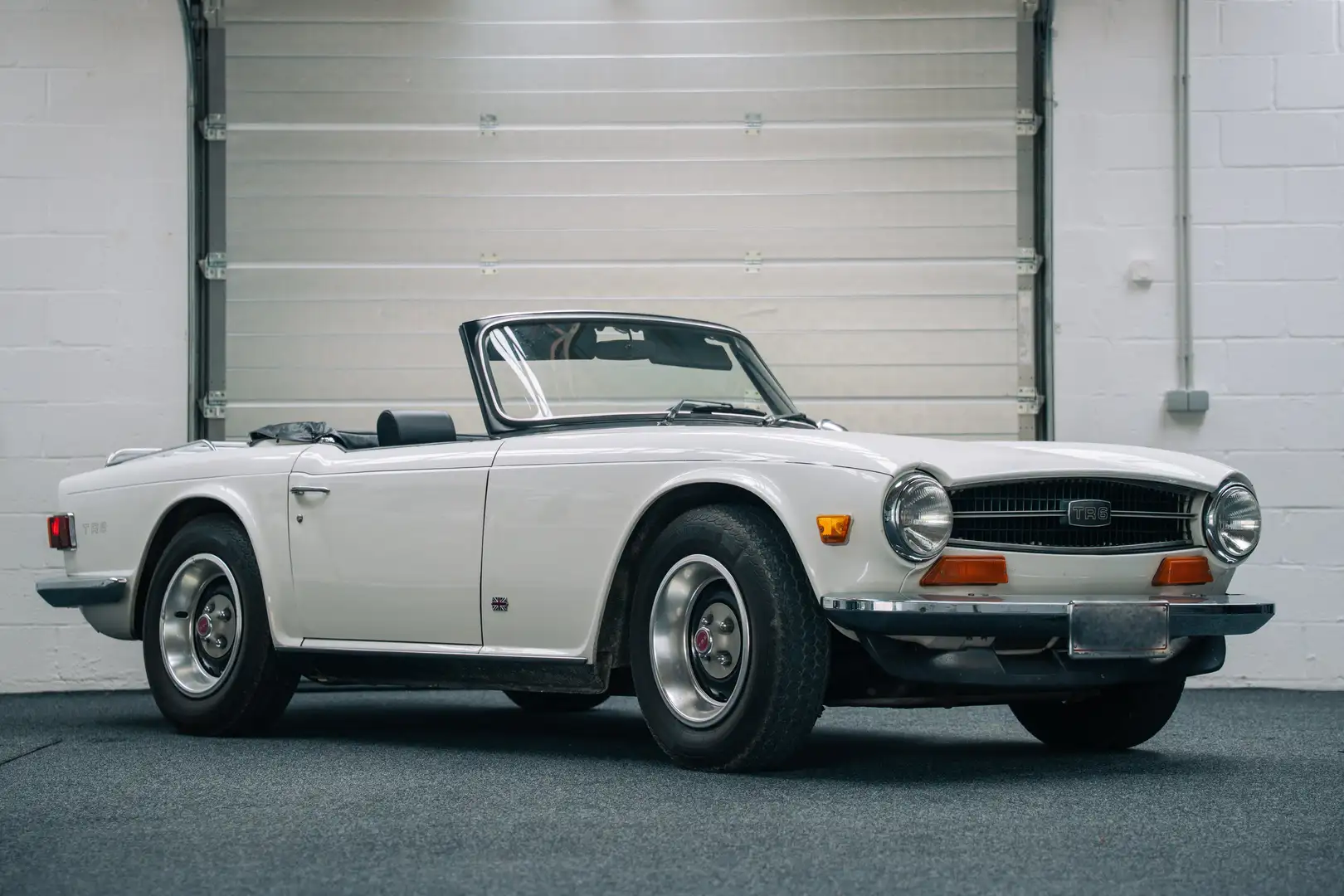Triumph TR6 Wit - 1