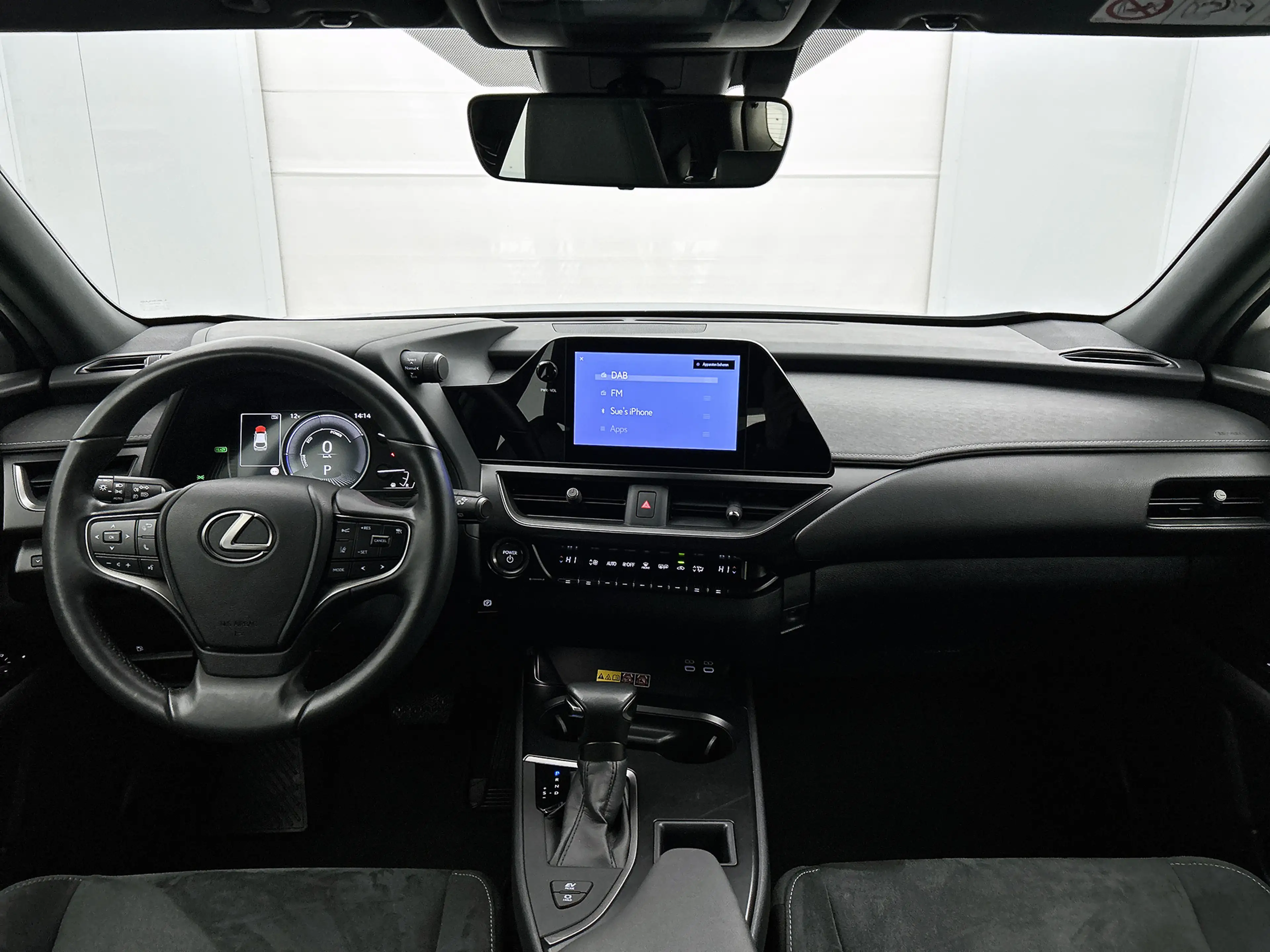 Lexus UX 250h Urban Line | Apple Carplay/ Android Auto | Adaptiv — photo 4