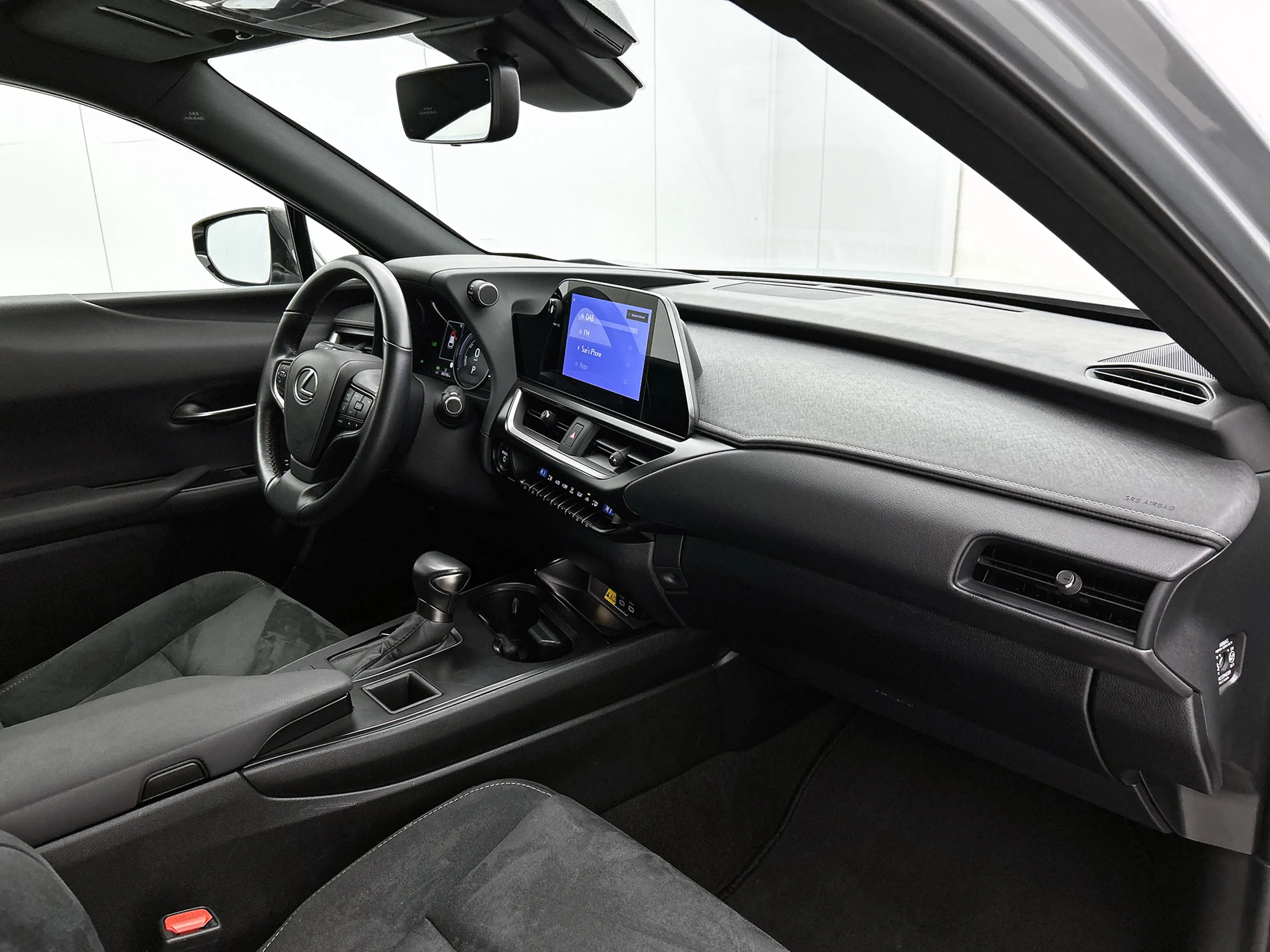 Lexus UX 250h Urban Line | Apple Carplay/ Android Auto | Adaptiv — photo 6