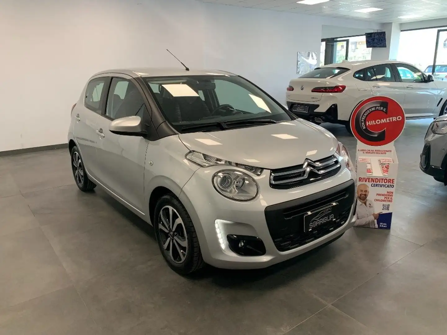 Citroen C1 1.0 Benzina 5 Porte Shine Gris - 1