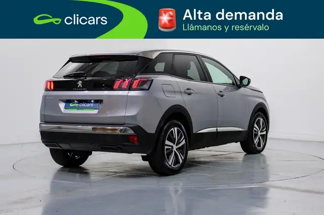 Peugeot 3008 view 5