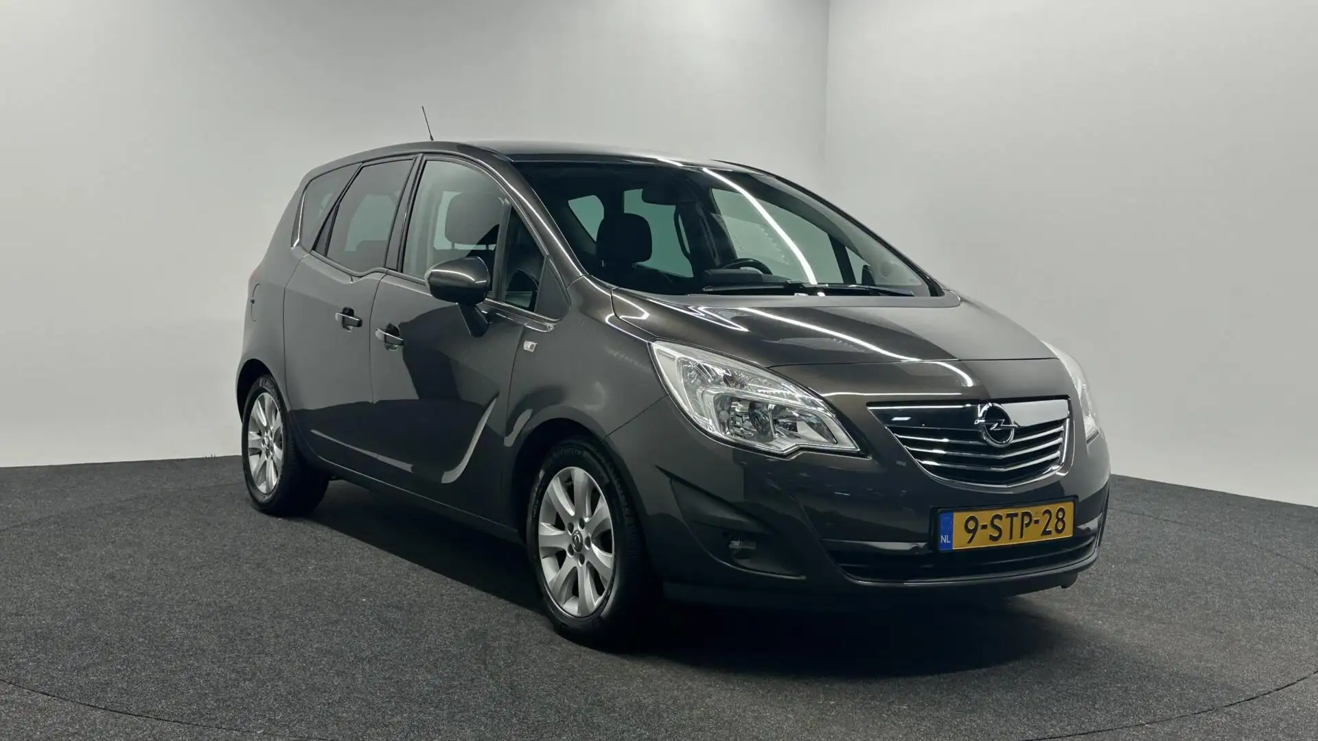 Opel Meriva 1.4 Turbo Cosmo NAVIGATIE TREKHAAK LM CRUISE. Gris - 2