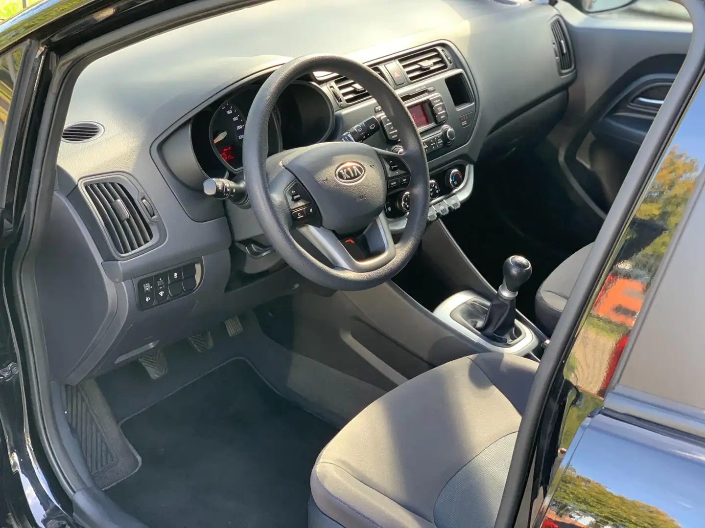 Kia Rio 1.2 CVVT Super Pack | AIRCO | 5 DEURS | LICHTMETAL Noir - 2