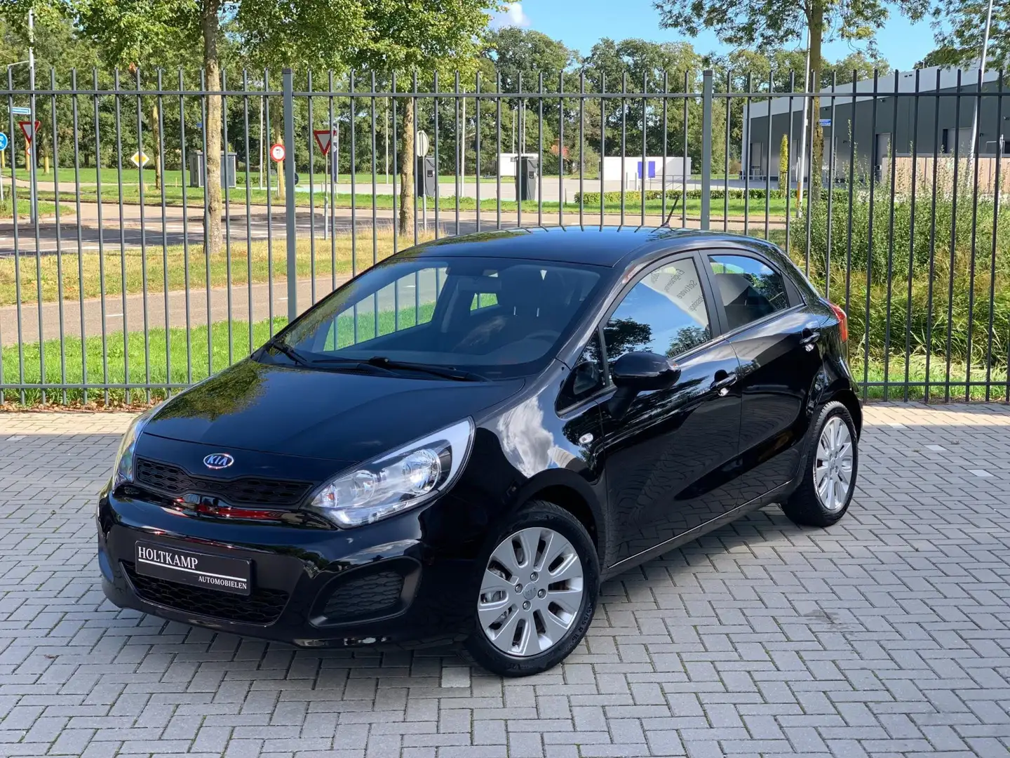 Kia Rio 1.2 CVVT Super Pack | AIRCO | 5 DEURS | LICHTMETAL Noir - 1