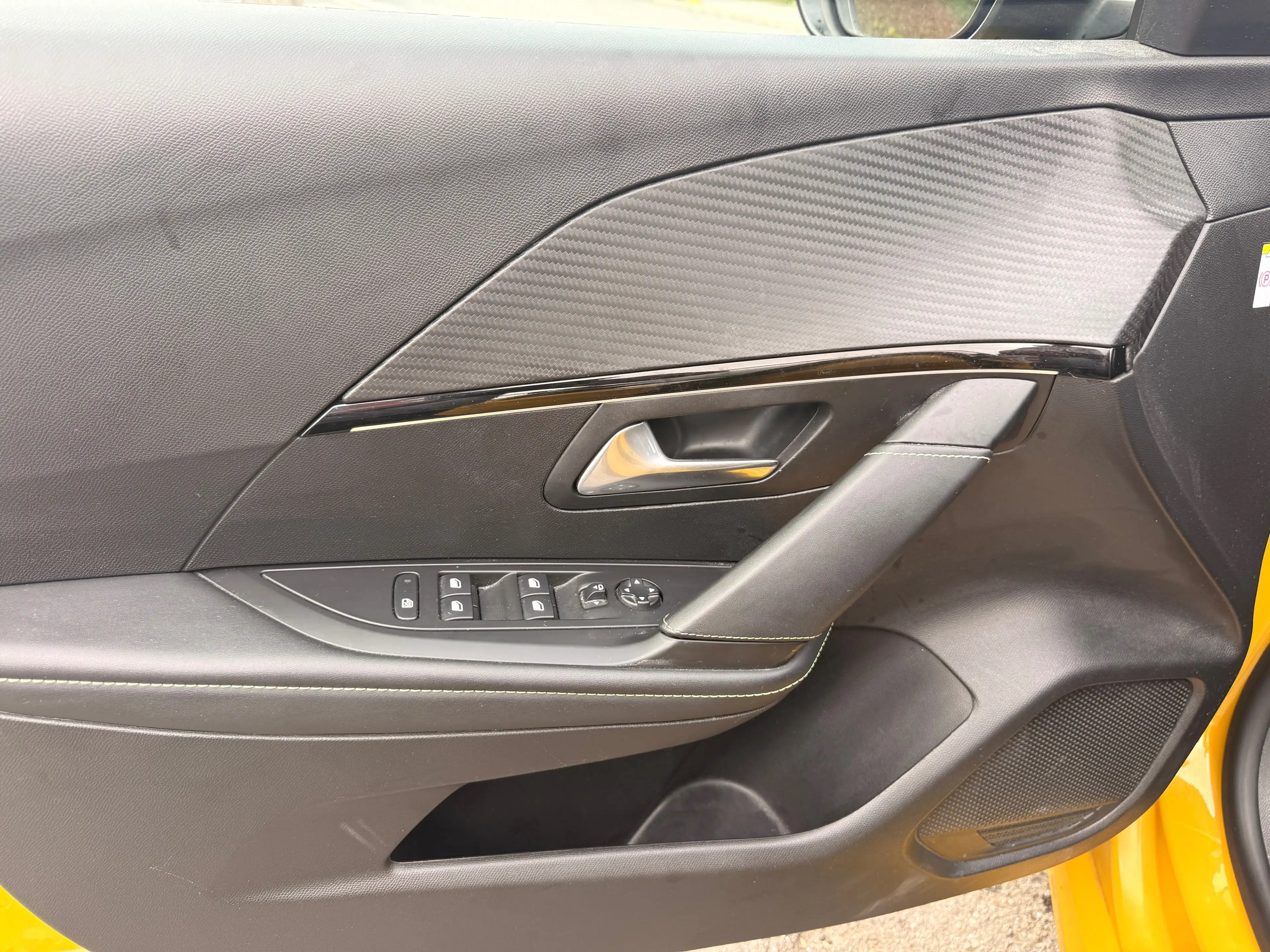 Peugeot 208 208 1.2i PureTech GT Line (EU6.3) — photo 9