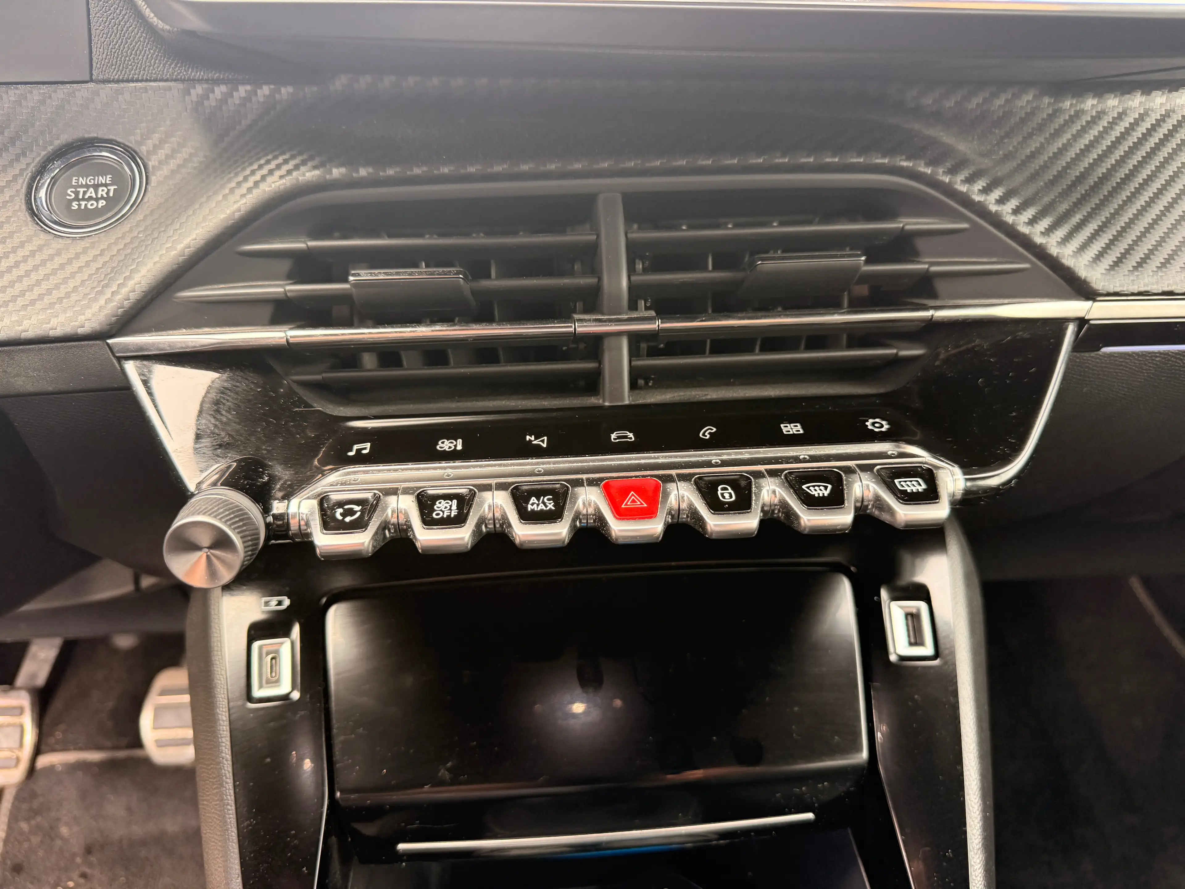 Peugeot 208 208 1.2i PureTech GT Line (EU6.3) — photo 15