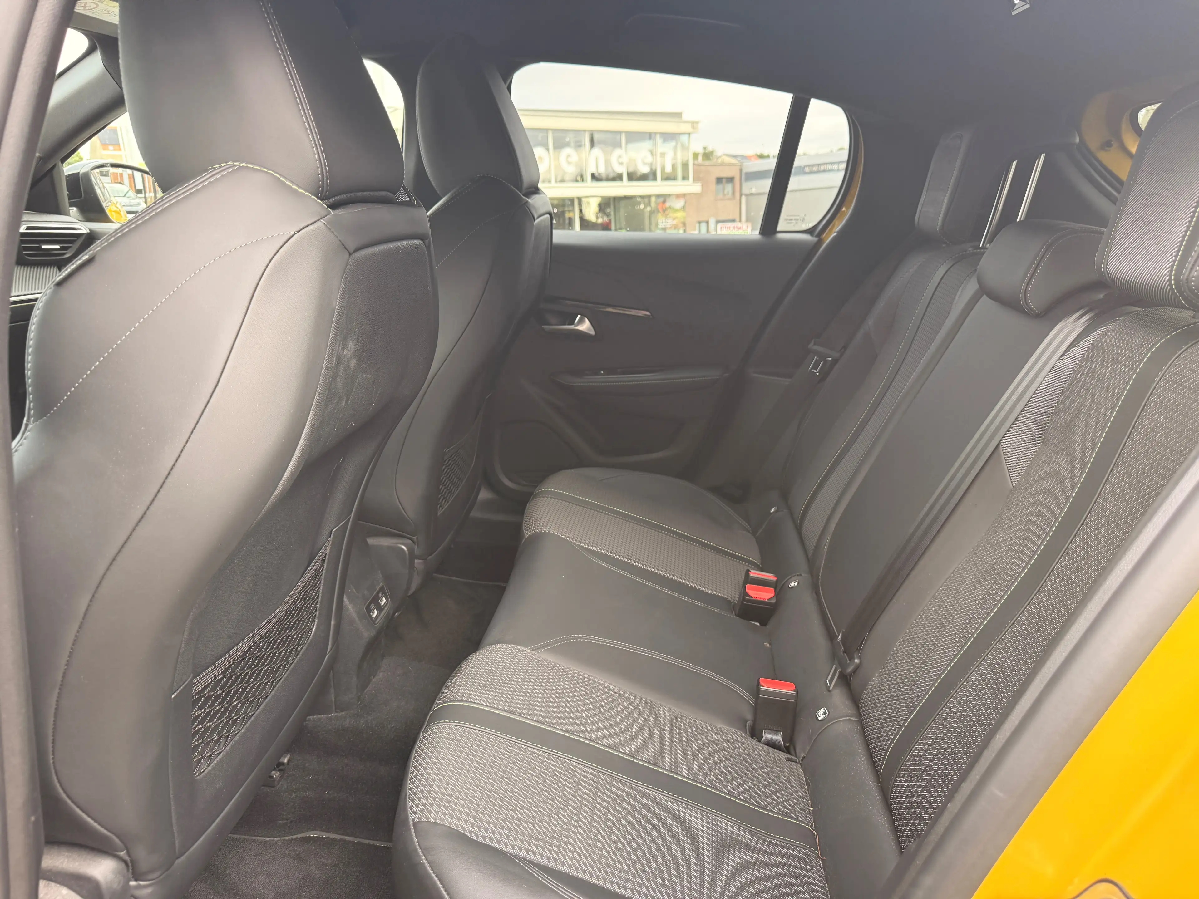 Peugeot 208 208 1.2i PureTech GT Line (EU6.3) — photo 7
