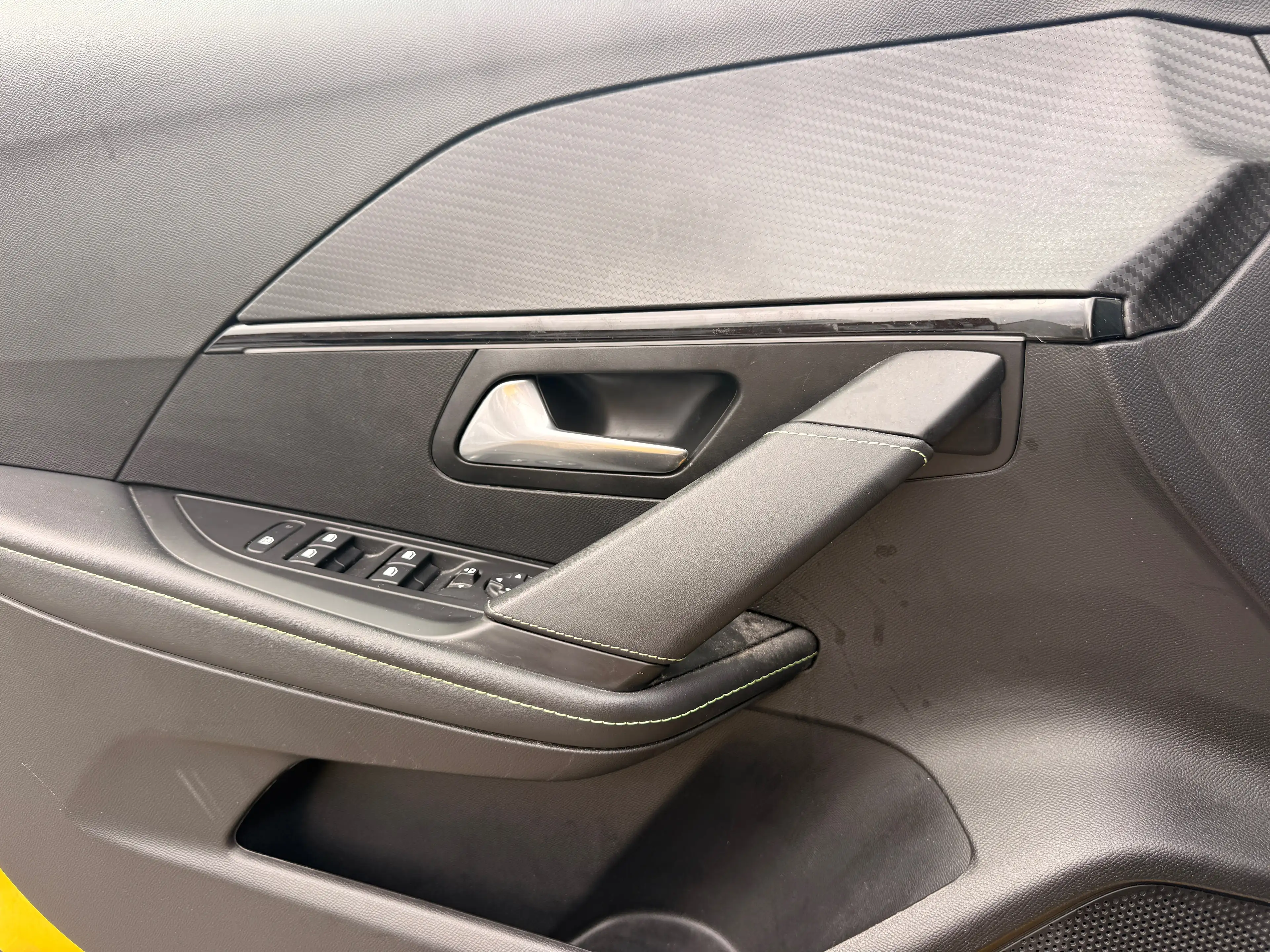 Peugeot 208 208 1.2i PureTech GT Line (EU6.3) — photo 11