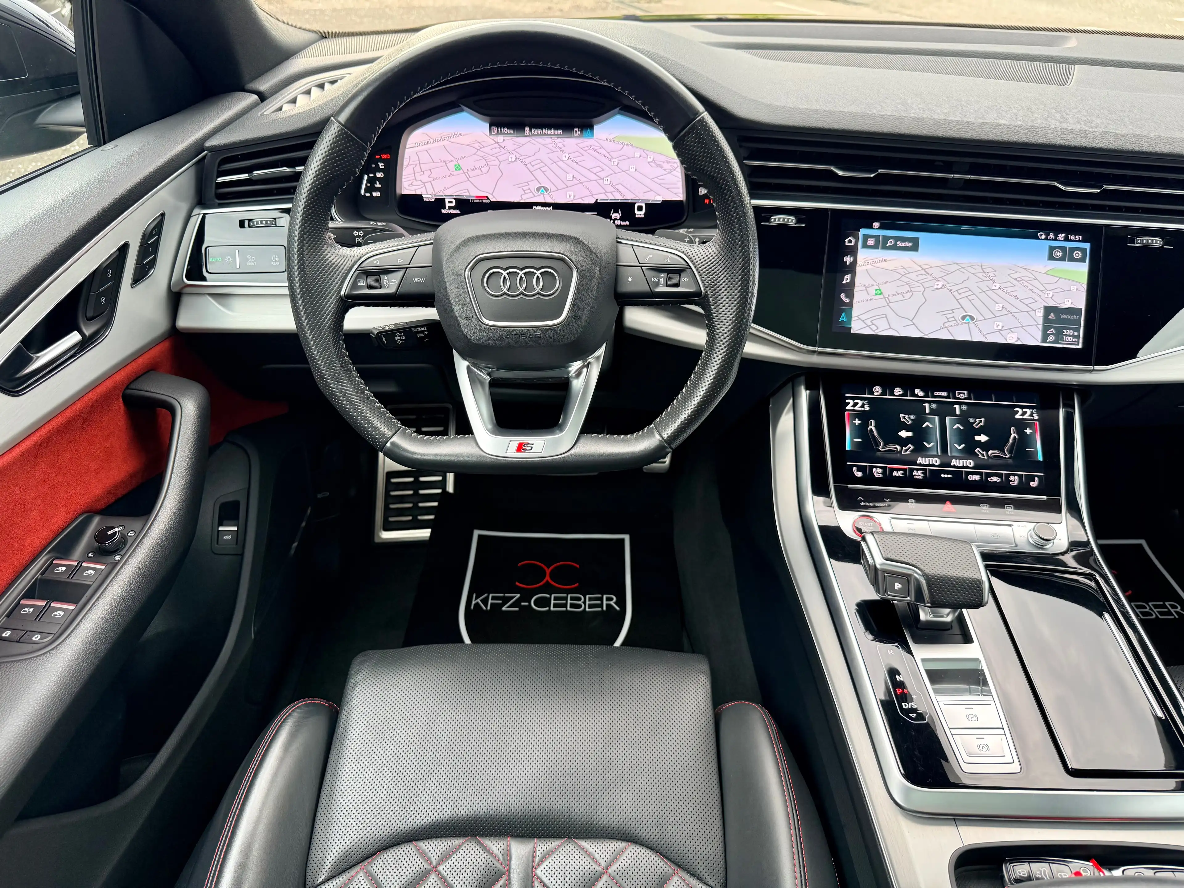 Audi SQ8 Audi Exclusive — photo 15