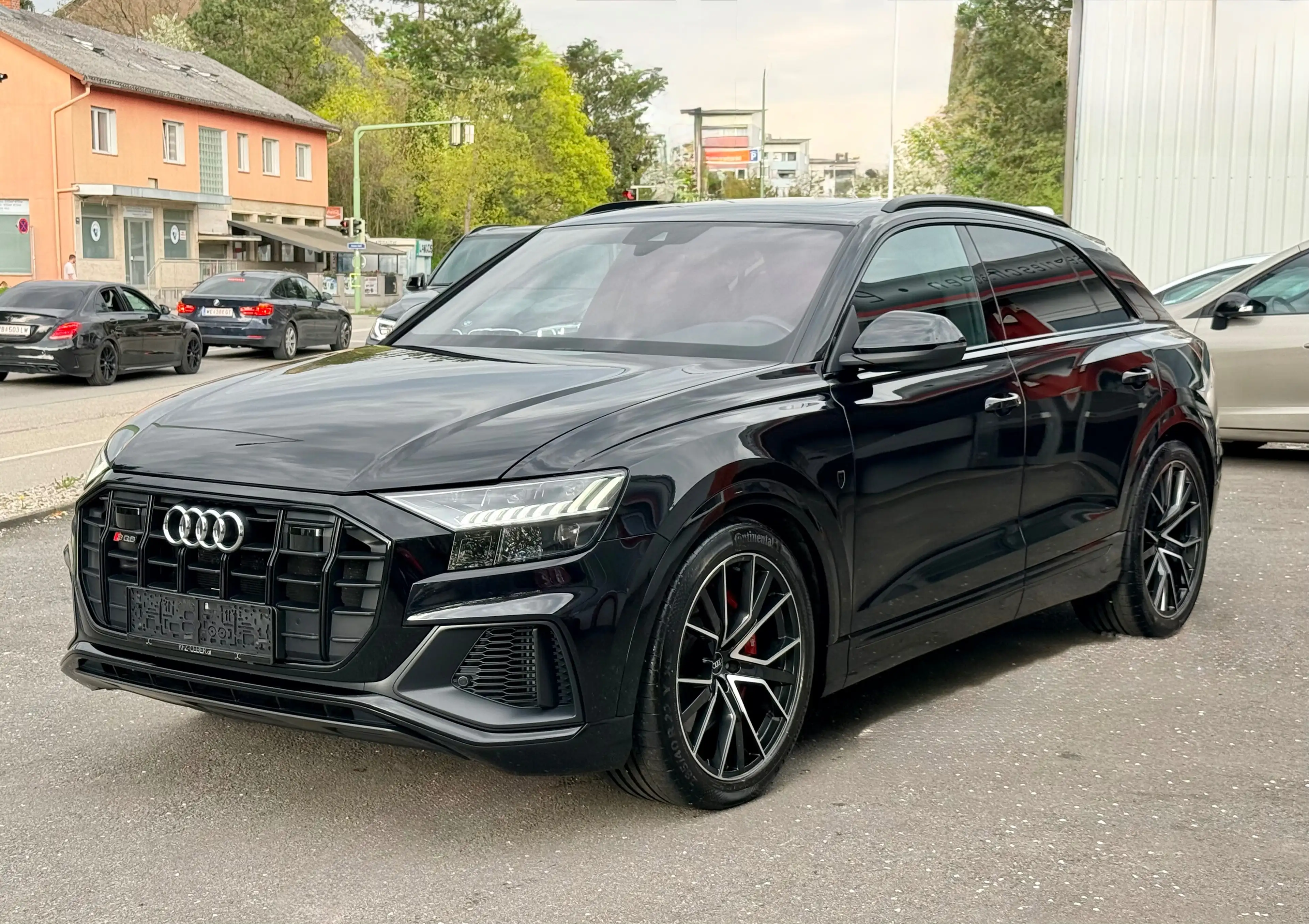 Audi SQ8 Audi Exclusive — photo 4
