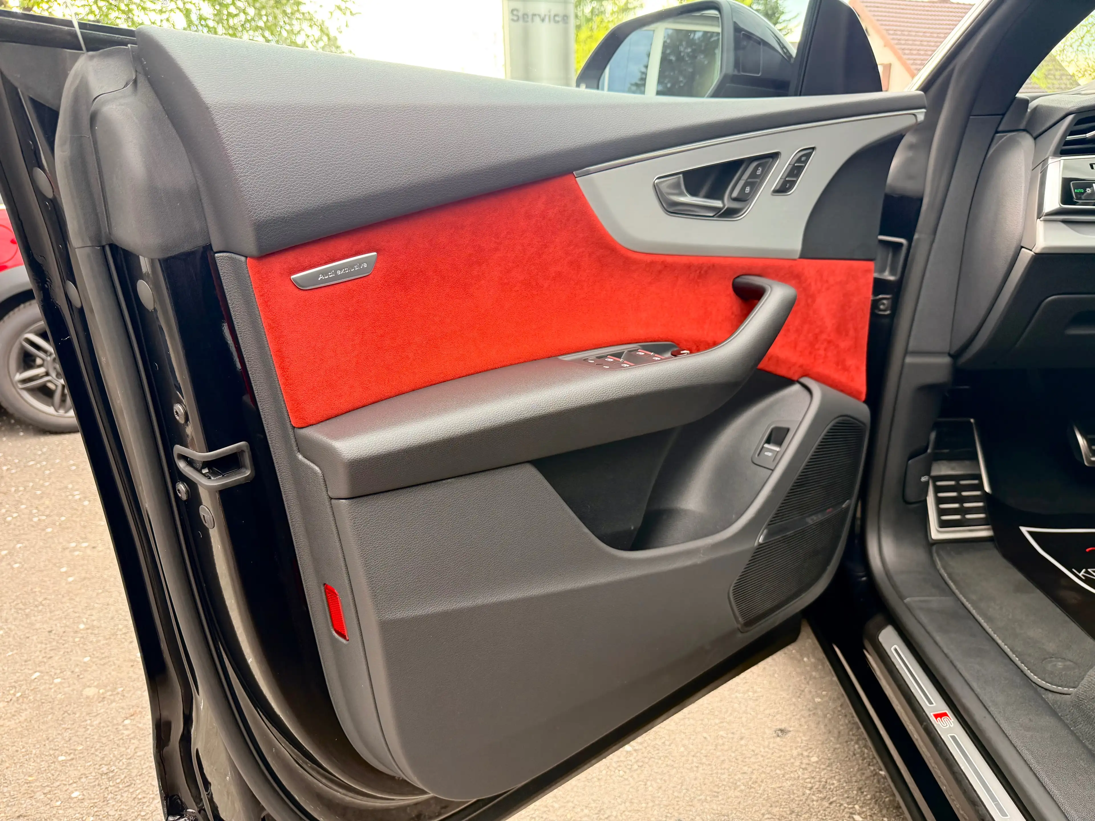 Audi SQ8 Audi Exclusive — photo 12