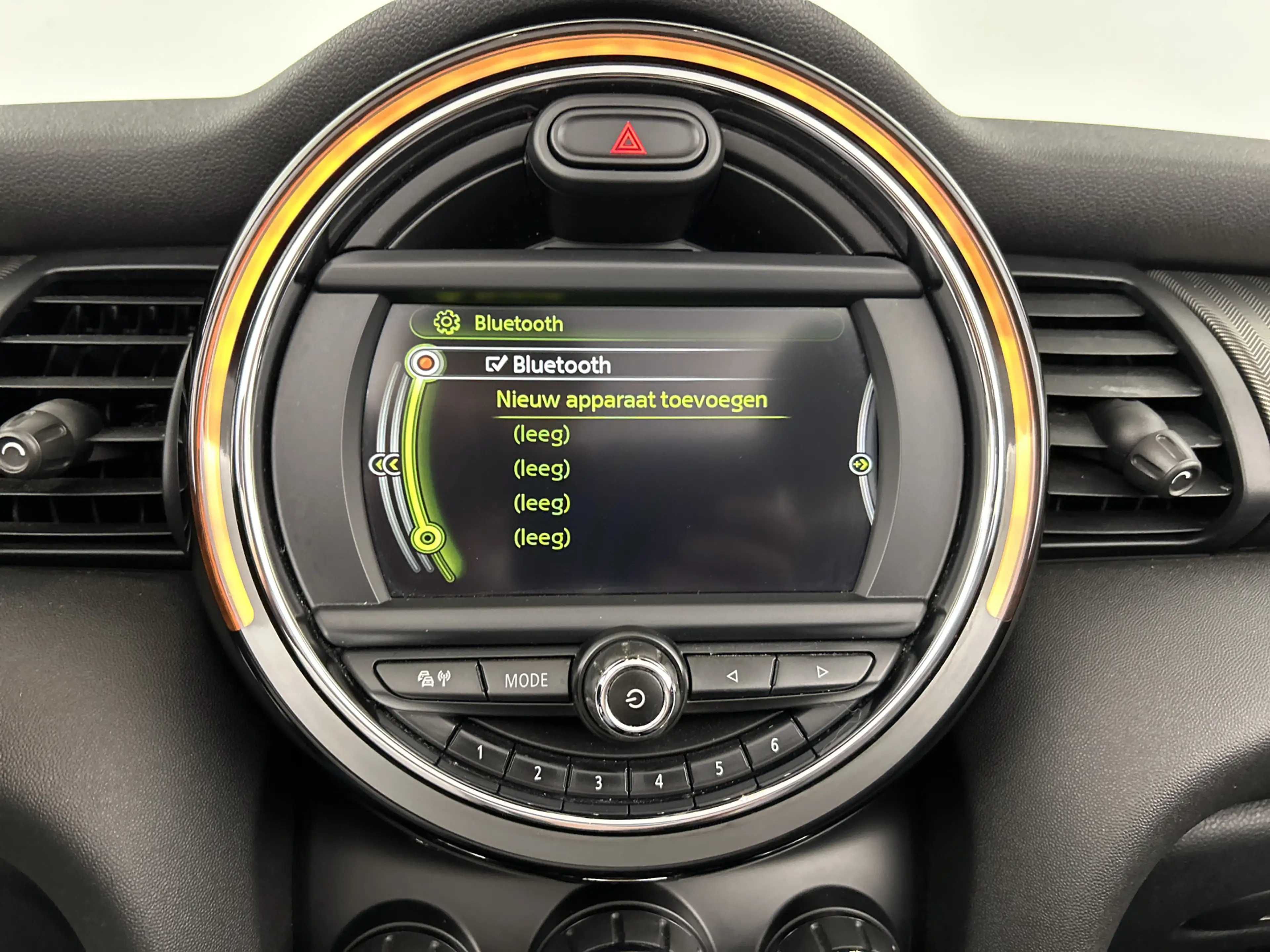 MINI Cooper Cabrio 1.5 PDC V+A/Stoelverwarming/Navi/LMV — photo 22