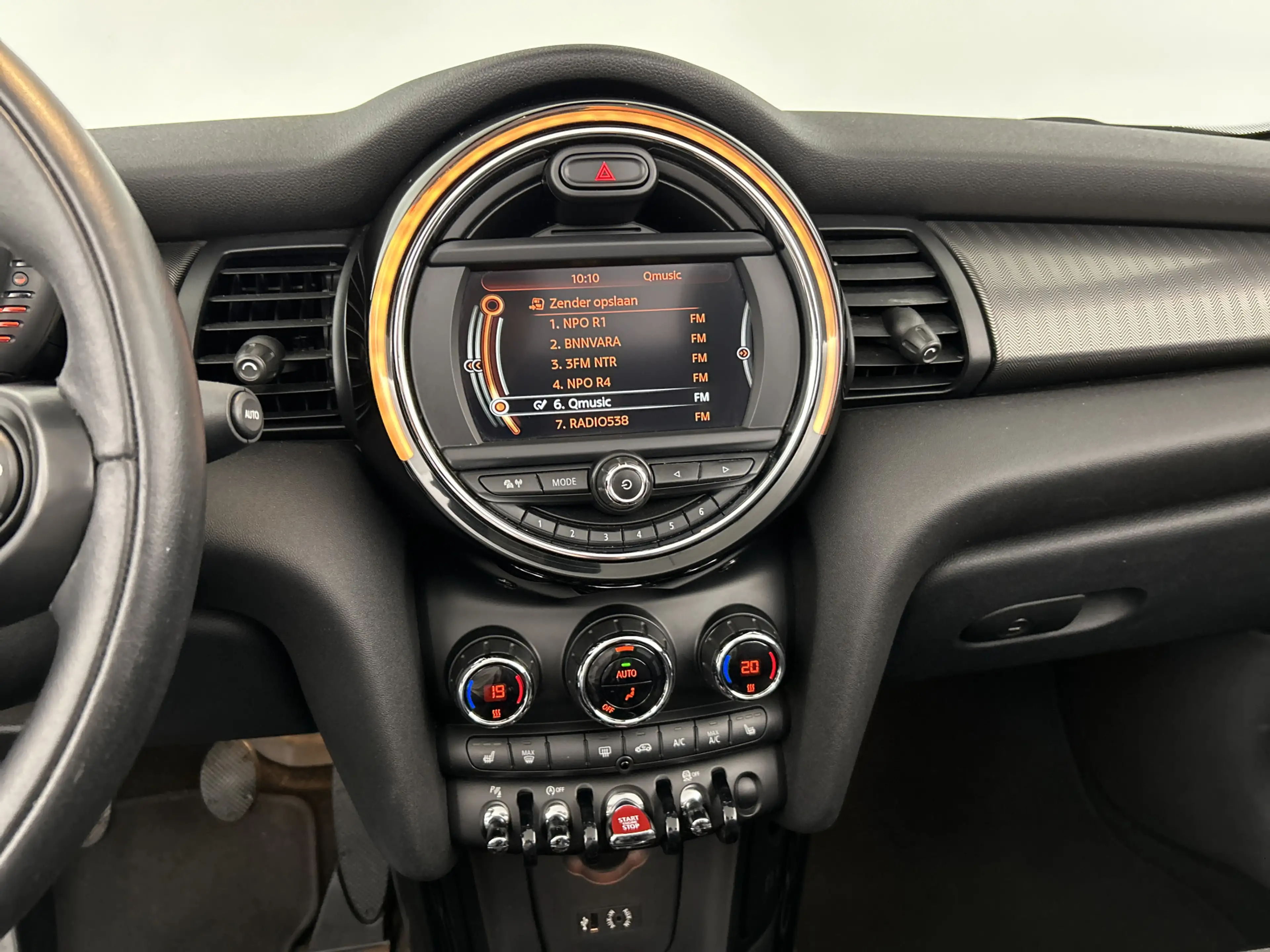 MINI Cooper Cabrio 1.5 PDC V+A/Stoelverwarming/Navi/LMV — photo 18