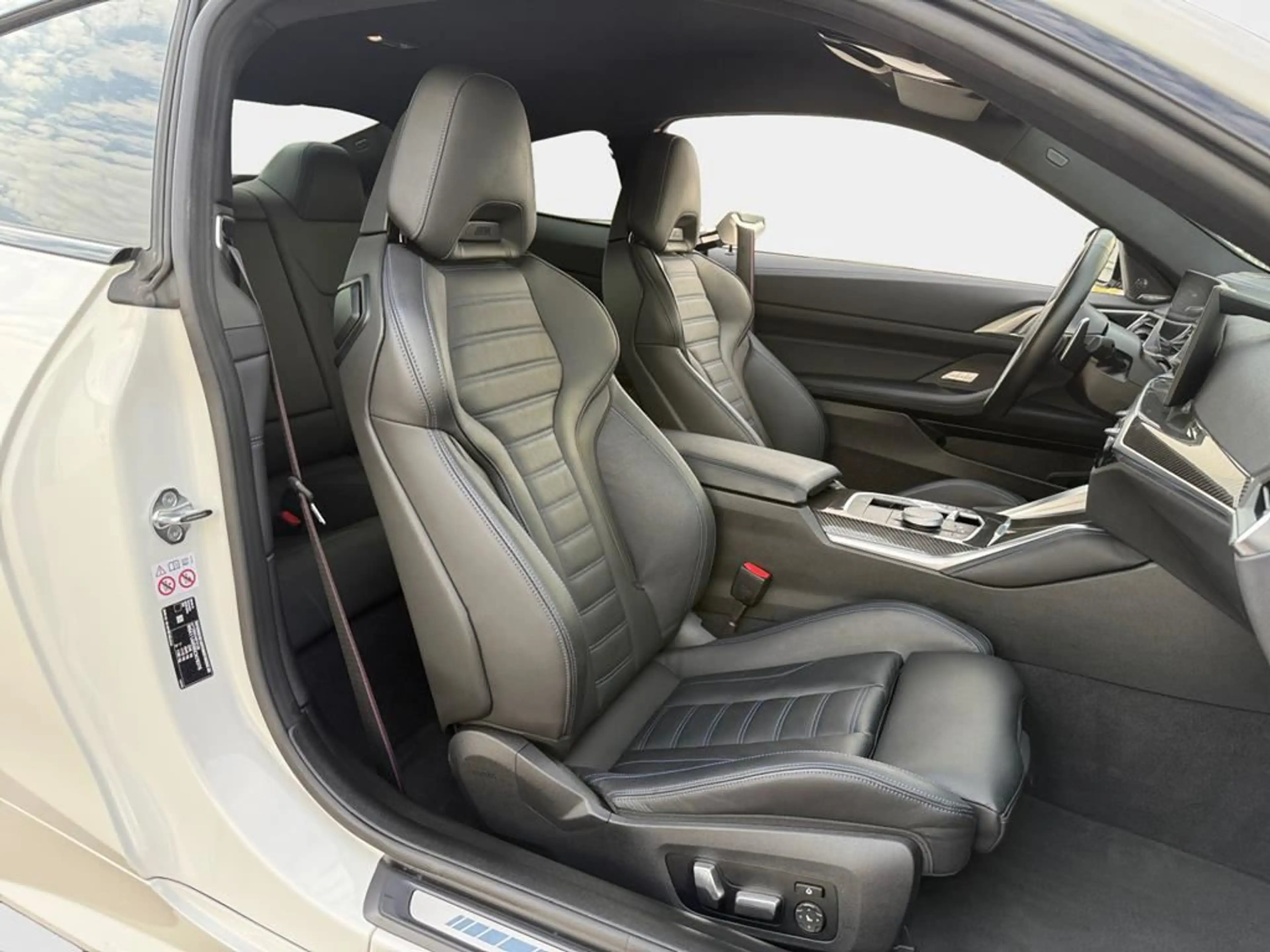 BMW 440 M Sport Pro — photo 13