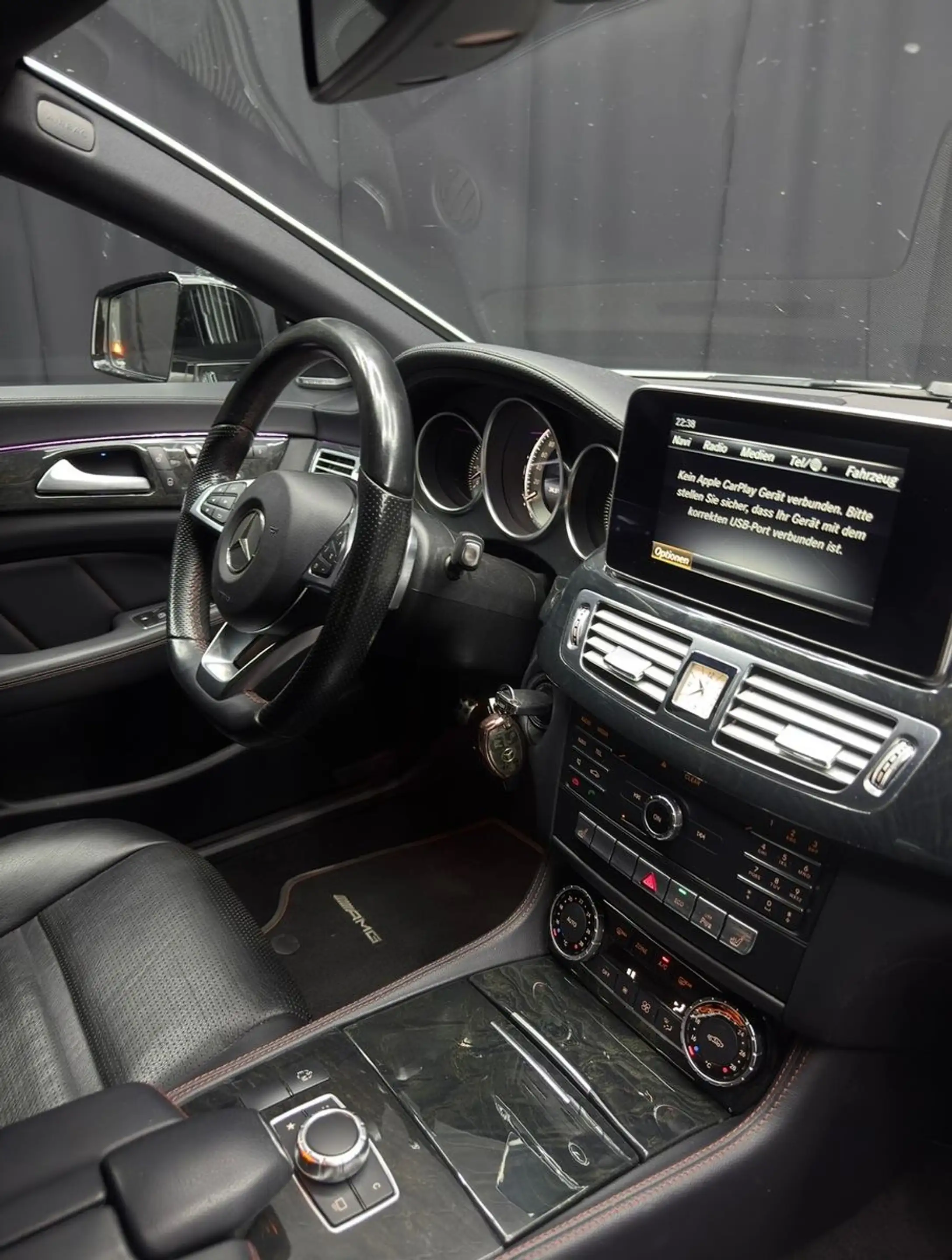 Mercedes-Benz CLS 400 *AMG LINE*PERLMUTT*360 GRAD*H&K*MBEAM — photo 13