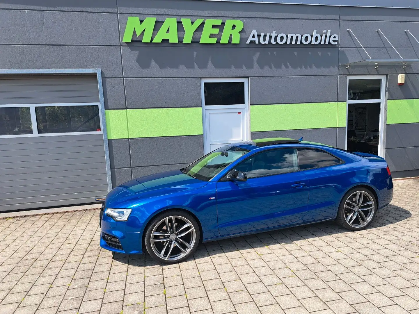 Audi A5 Coupe 2.0 TDI S-Line "Sport" Blau - 1