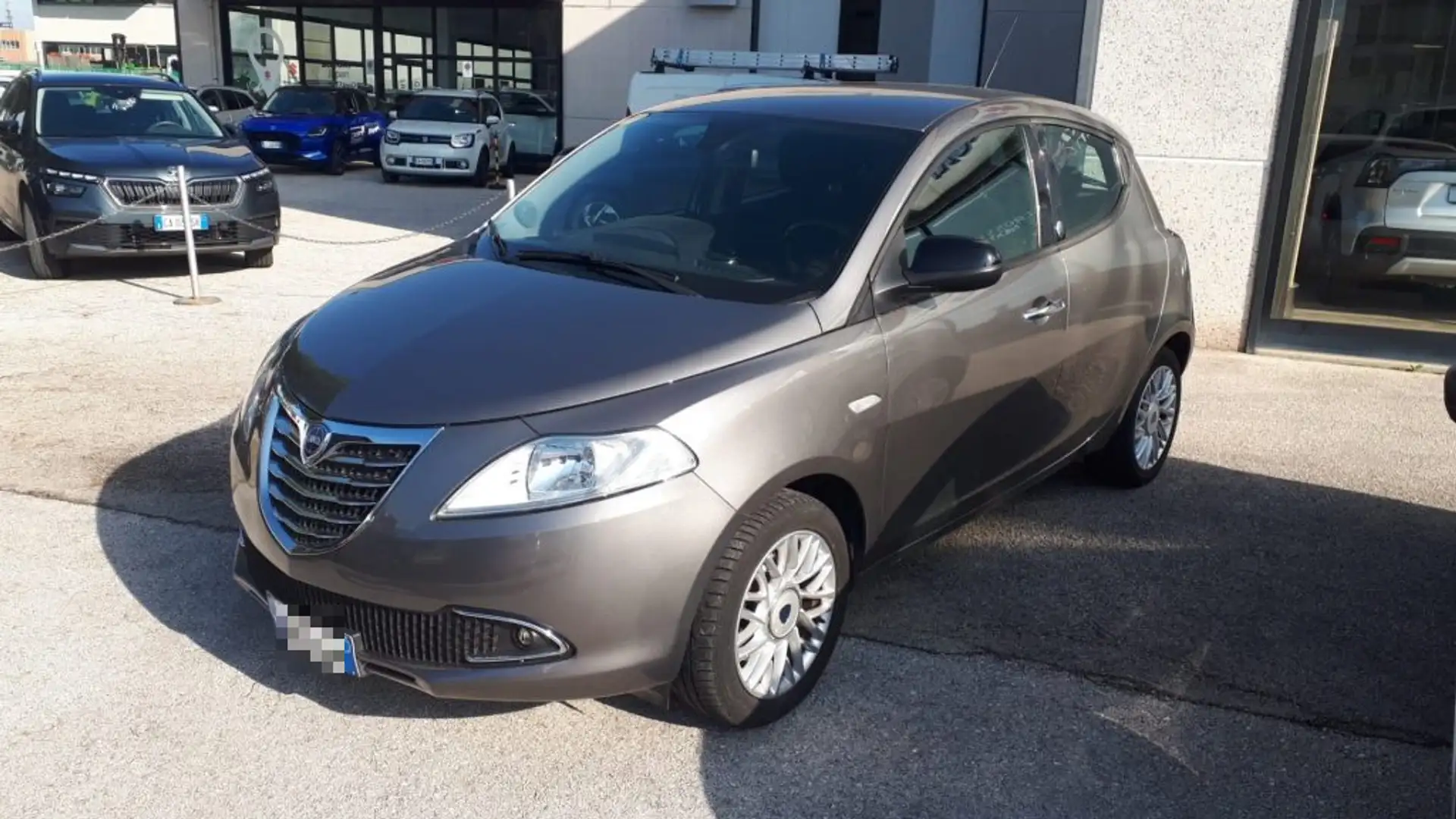 Lancia Ypsilon RECANAT - NEOPAT. - 1.2 69CV 5P GPL Ecochic Silver Grigio - 1