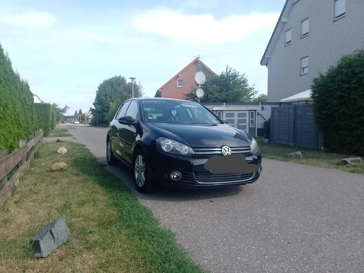 Volkswagen Golf Golf 1.6 TDI DPF MATCH Černá - 2