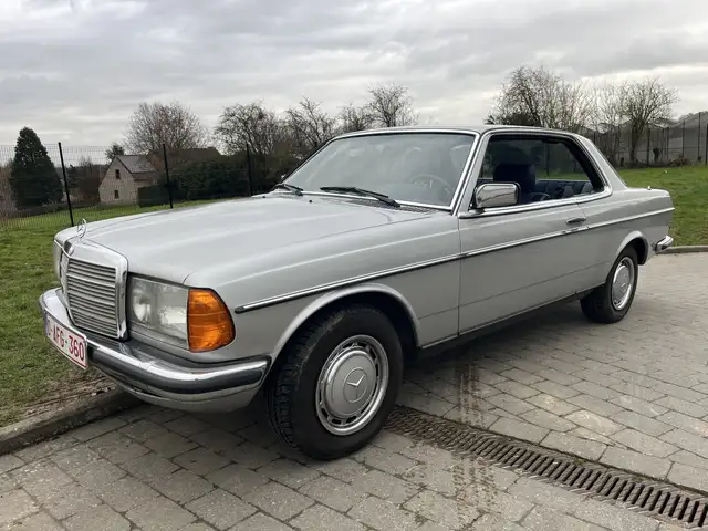 Mercedes-Benz CE 230