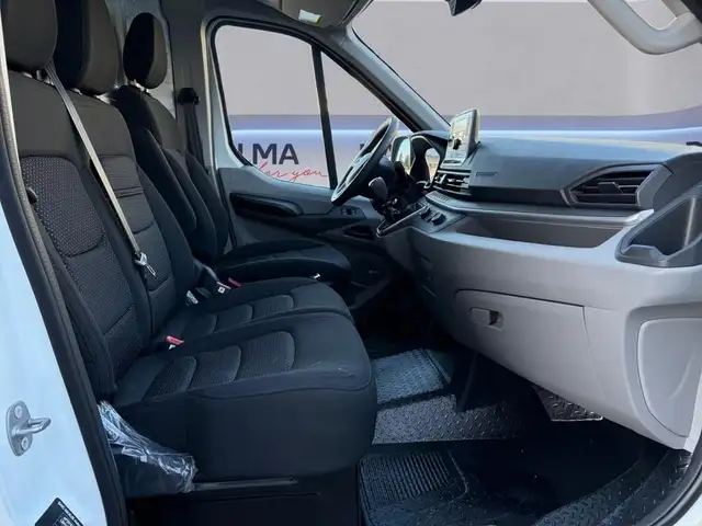 Maxus Deliver 9 view 14
