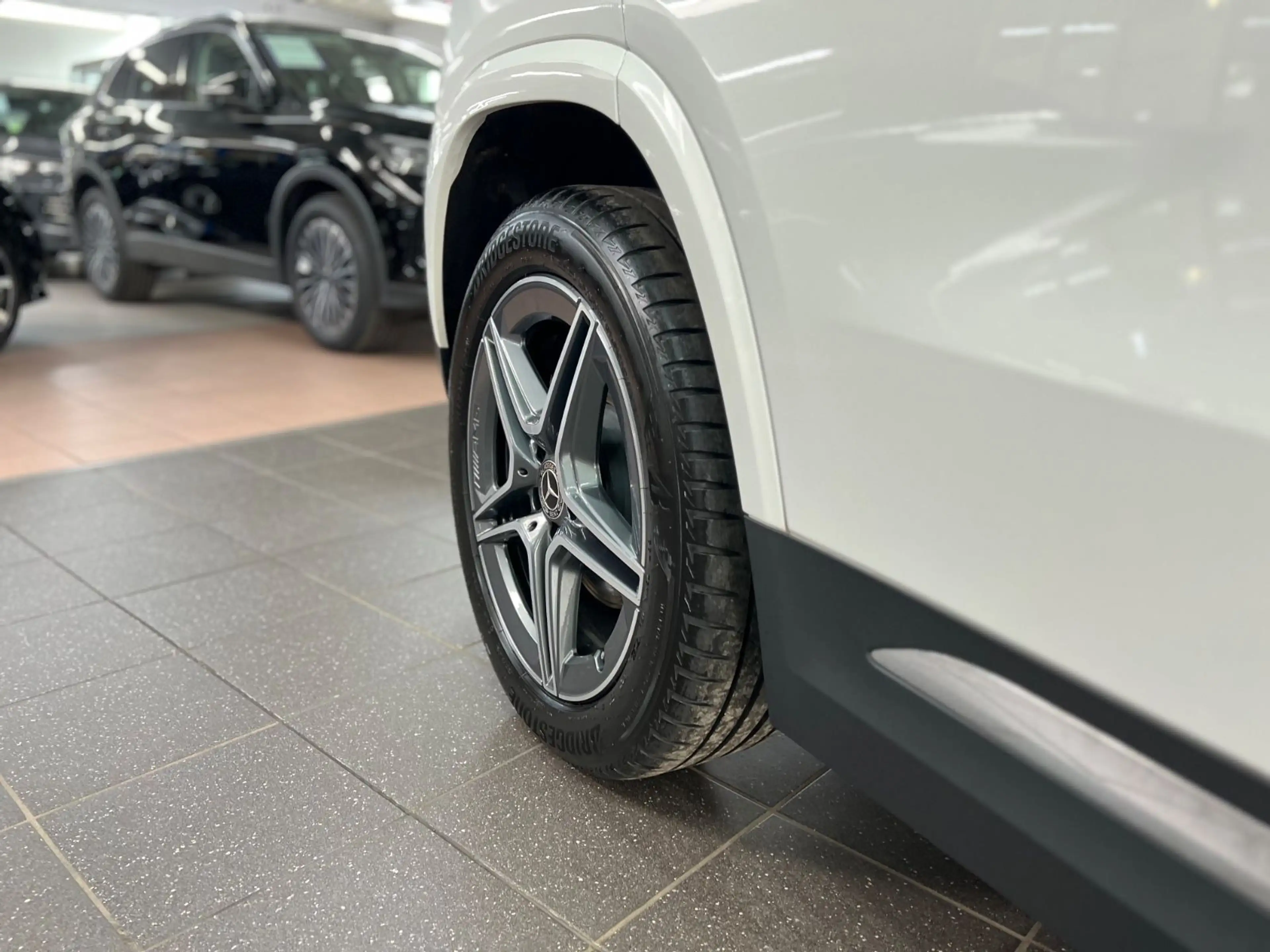 Mercedes-Benz GLA 220 d 4M AMG Line AHK+DIS+Pano+Pre Safe uvm. — photo 11