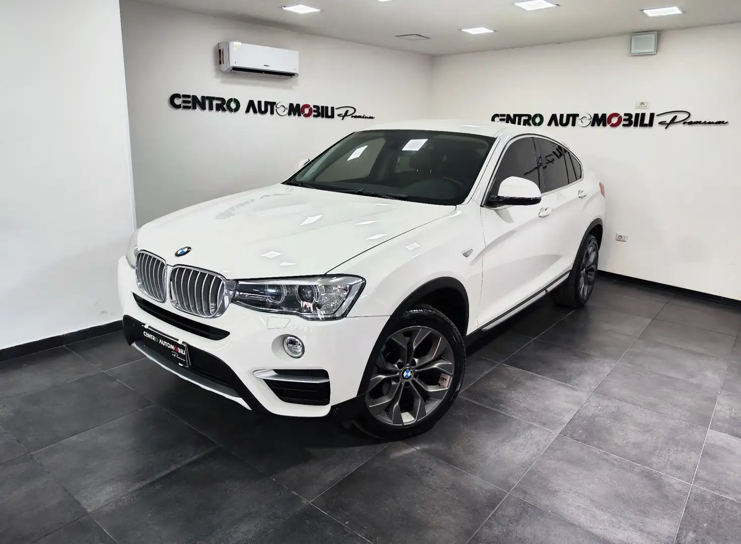 BMW X4 xDrive20d xLine Blanc - 1