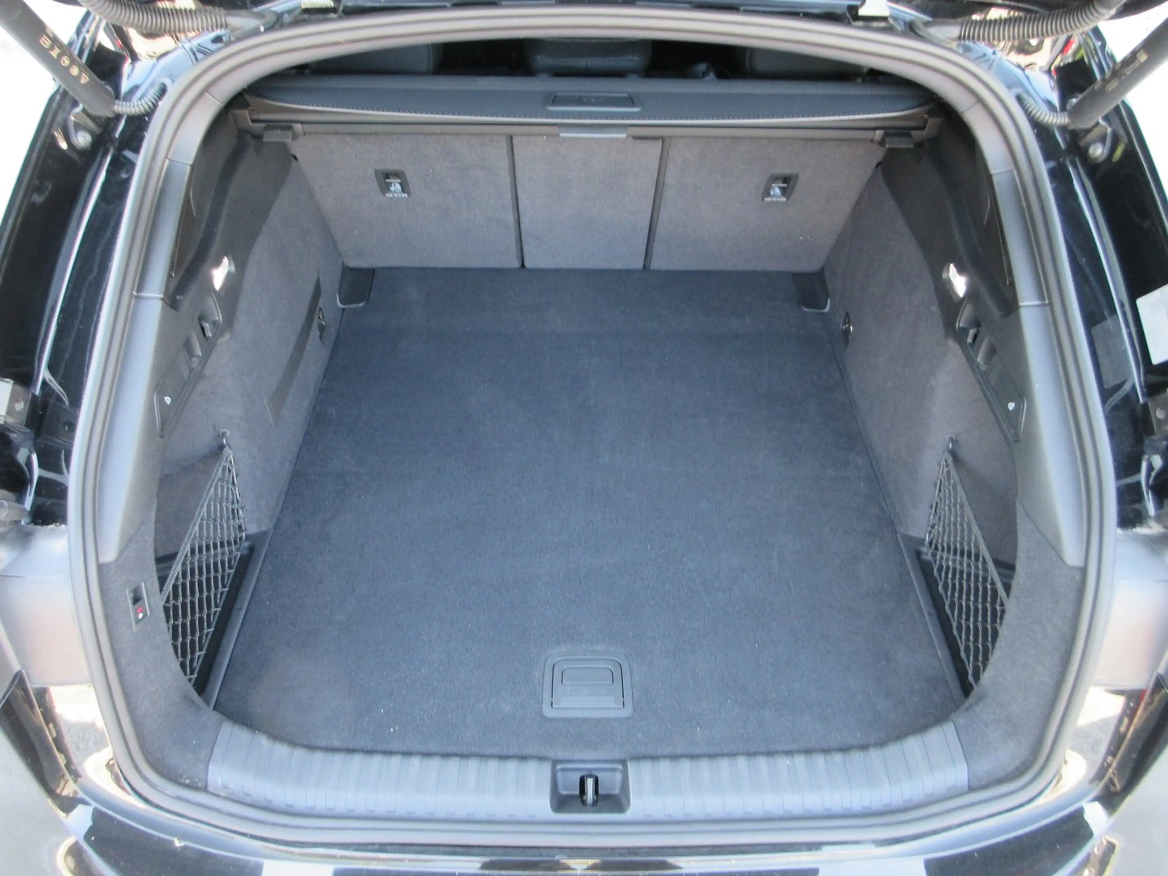 Audi S6 e-tron e-tron — photo 15