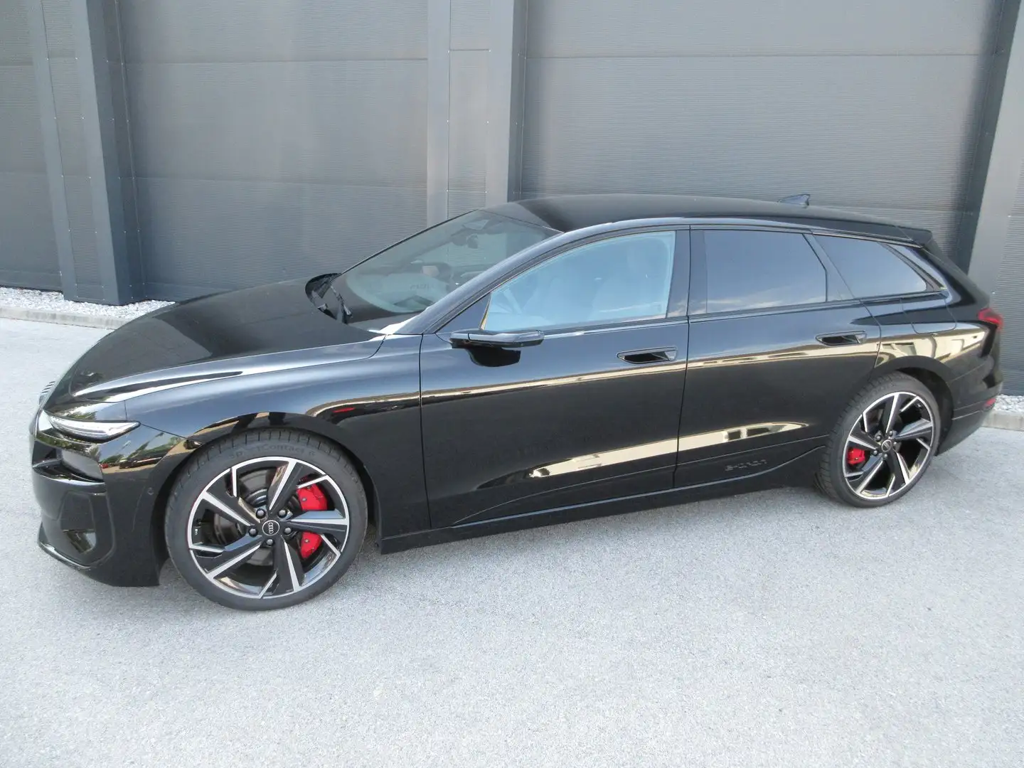 Audi S6 e-tron e-tron Schwarz - 2