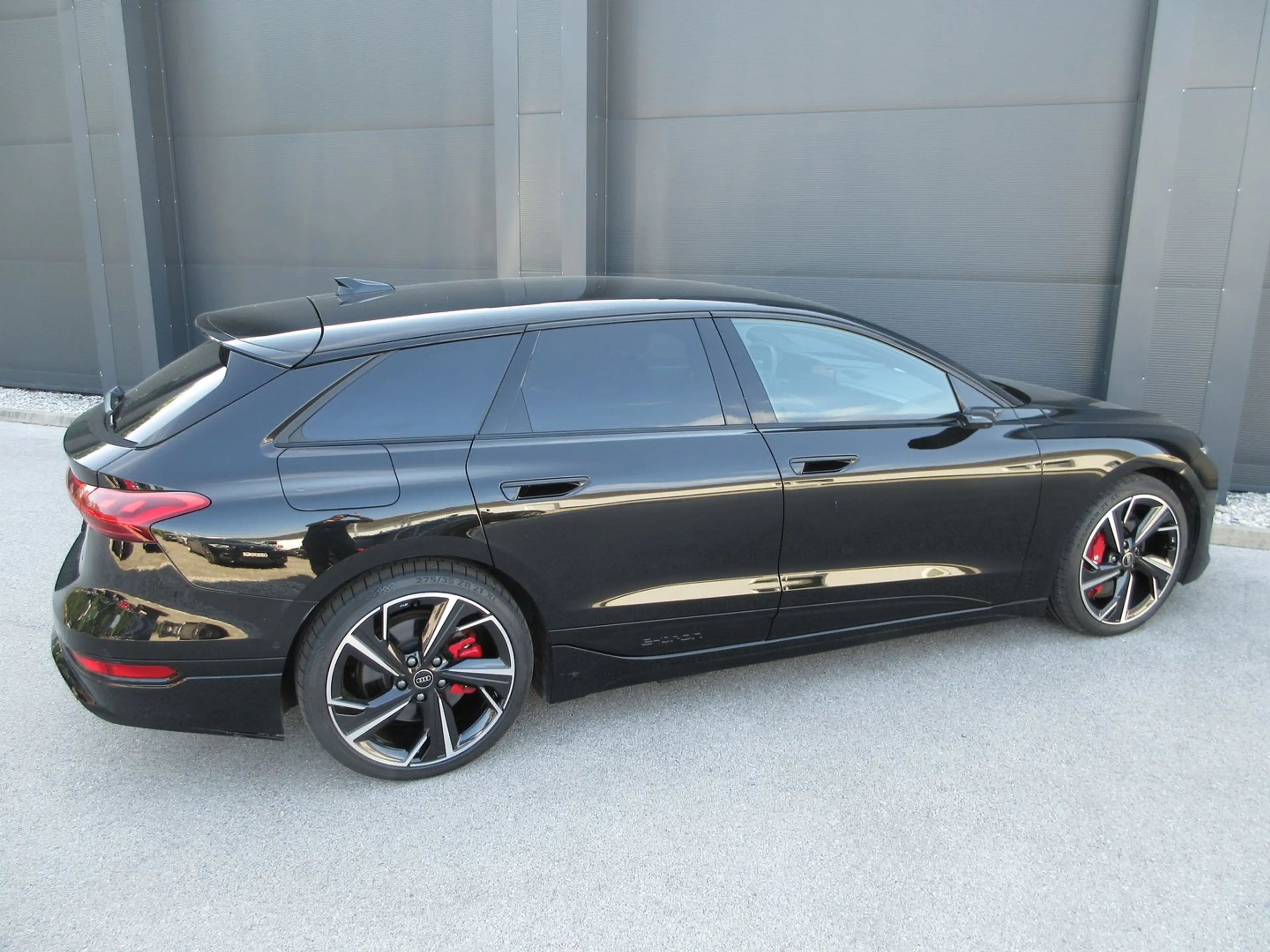 Audi S6 e-tron e-tron — photo 7