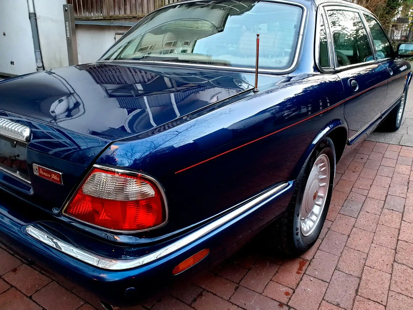 Jaguar Daimler VandenPlas lang*Motorevision 2024*1.Hand Azul - 1