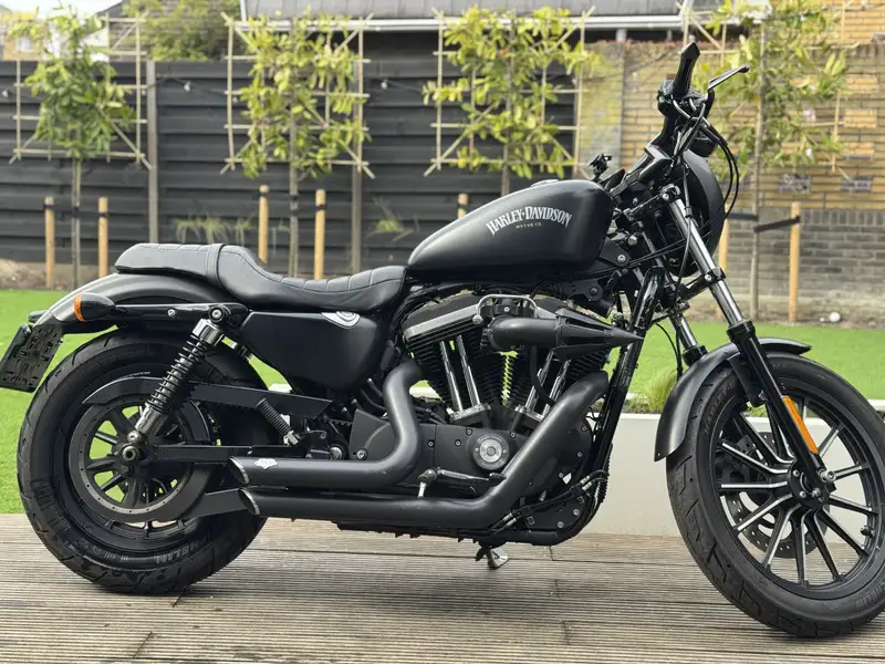Harley-Davidson Iron 883