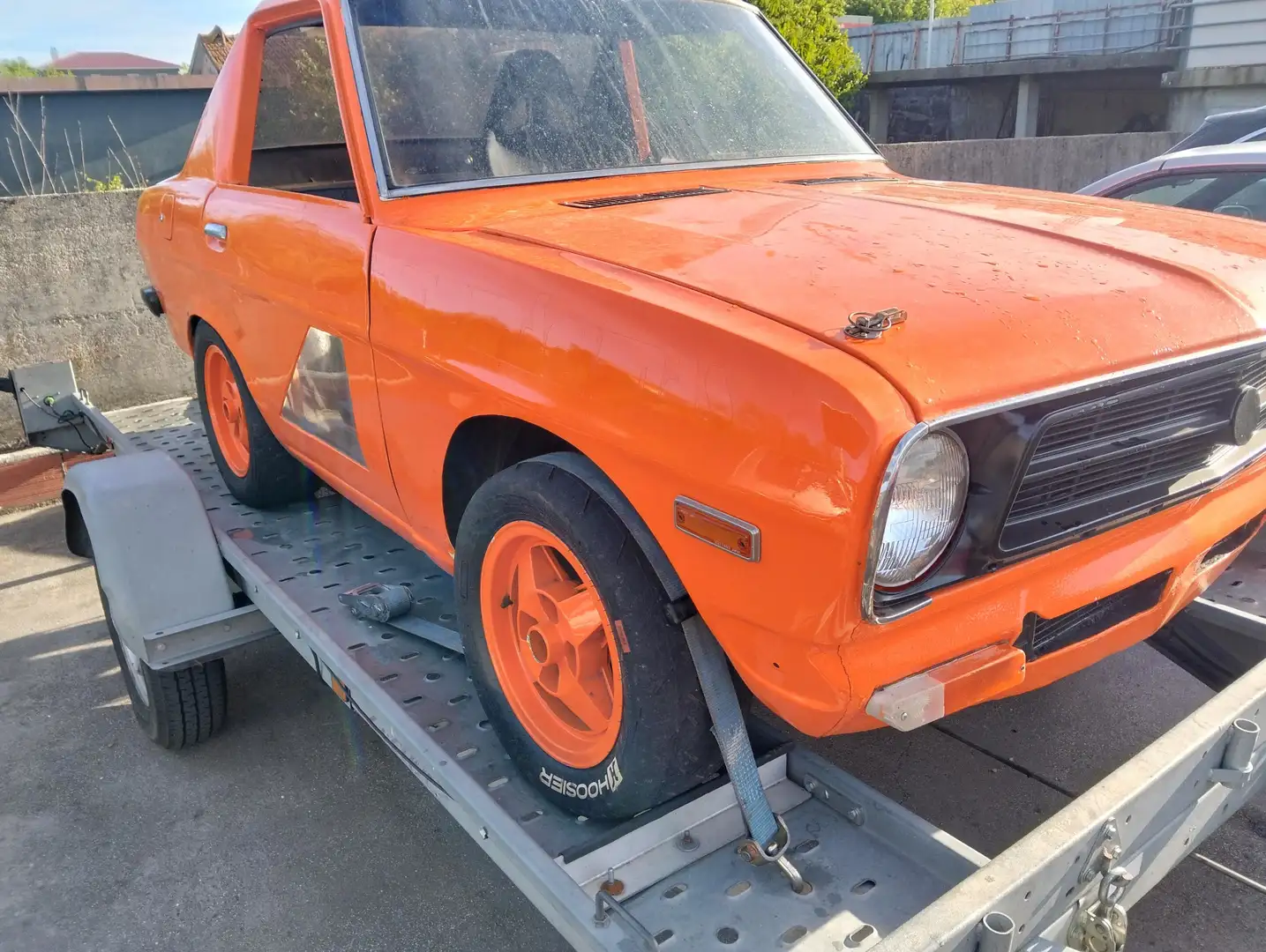 Nissan Datsun - 1
