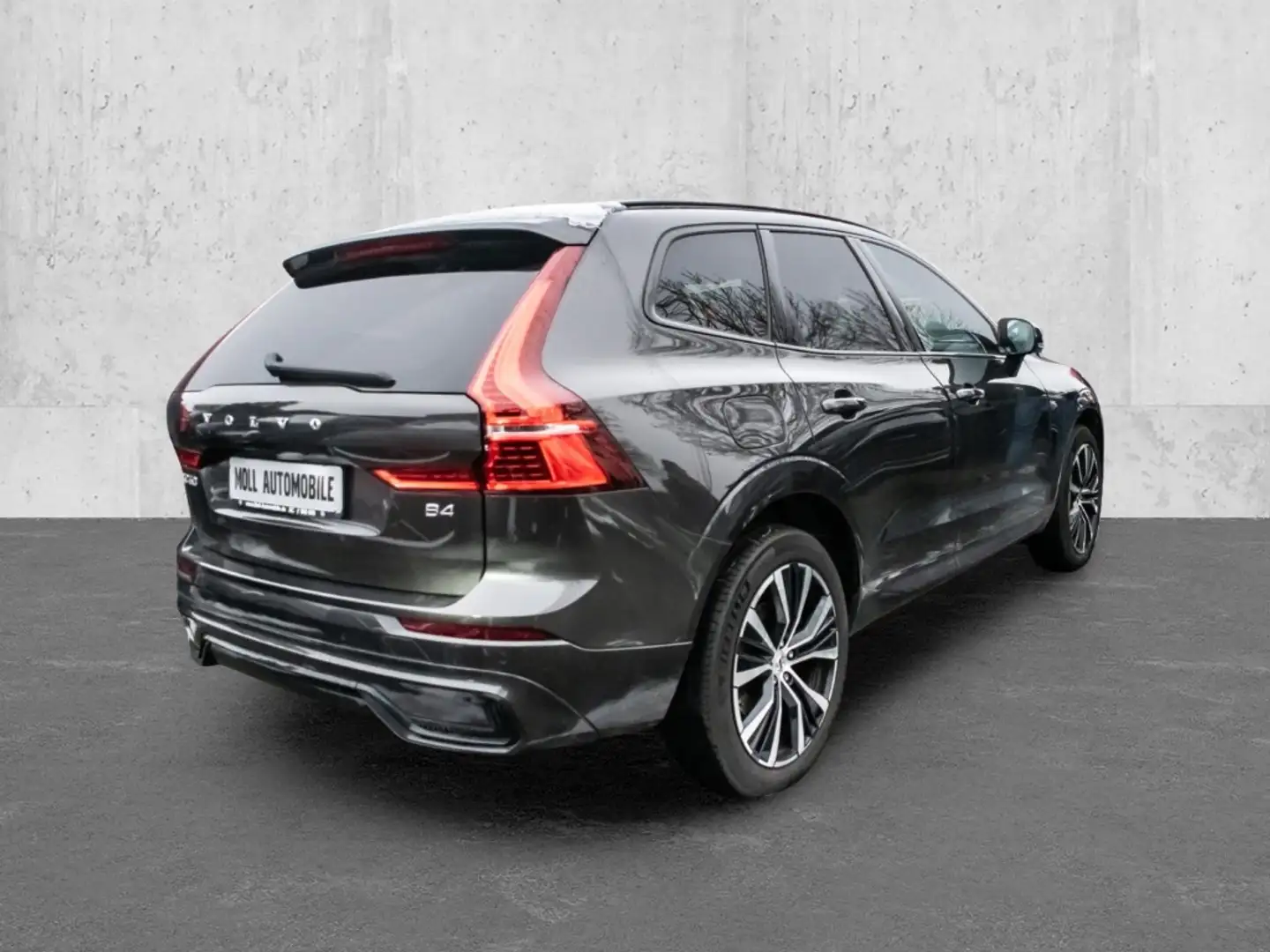 Volvo XC60 Plus Dark 2WD B4 Diesel EU6d AHK digitales Cockpit Grau - 2